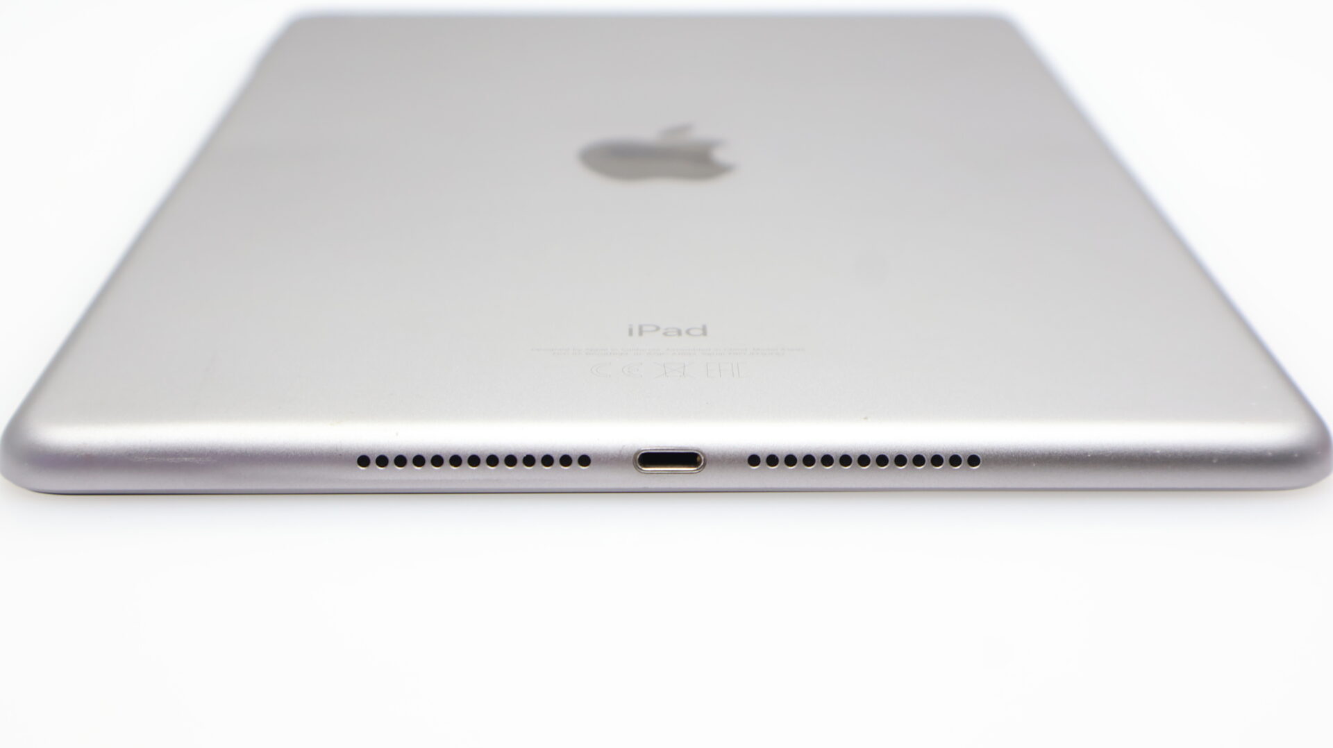 iPad 9.7" 6th Gen 32GB (Wi-Fii Only) Touch ID Not Working Space Gray - Image 16