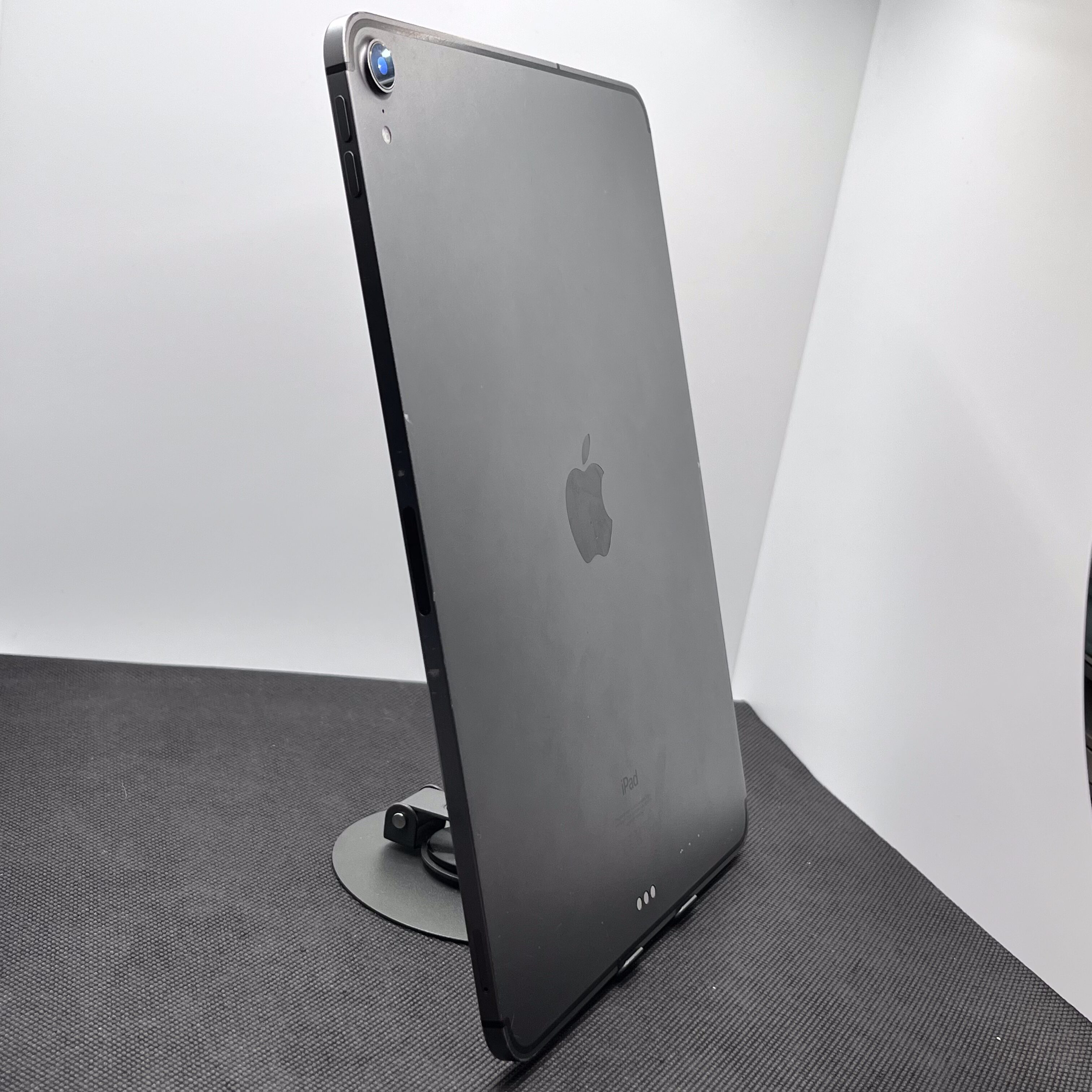 Apple iPad Pro 11" 256GB (5G Wifi Only) Space Grey (6 Month Warranty) - No Face ID - Image 9