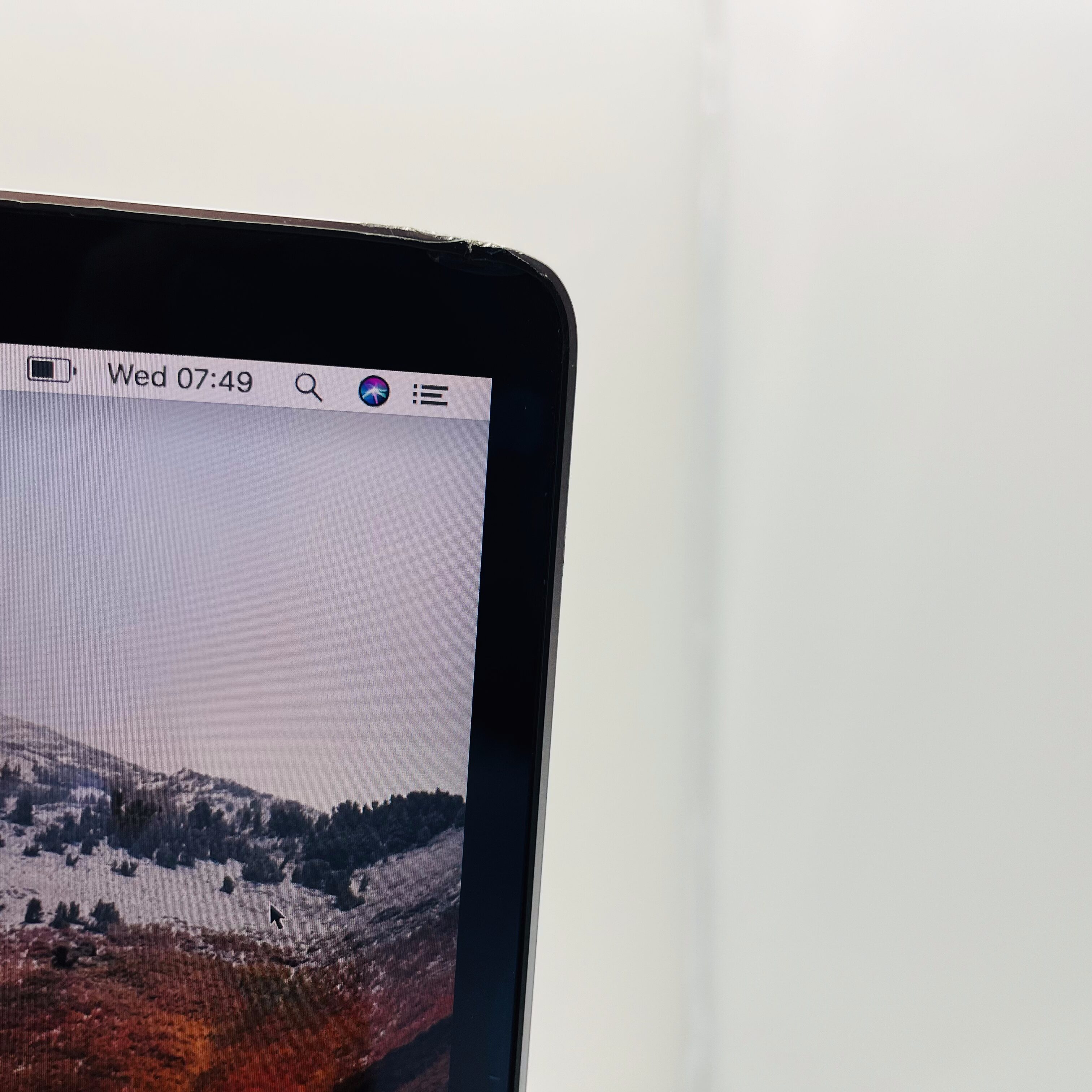 Apple MacBook Pro 15-Inch “Core i7” 2.6 GHz (Touch/2018) 16GB RAM 256GB SSD Space Grey (6 Month Warranty) - Bent Casing - Image 15