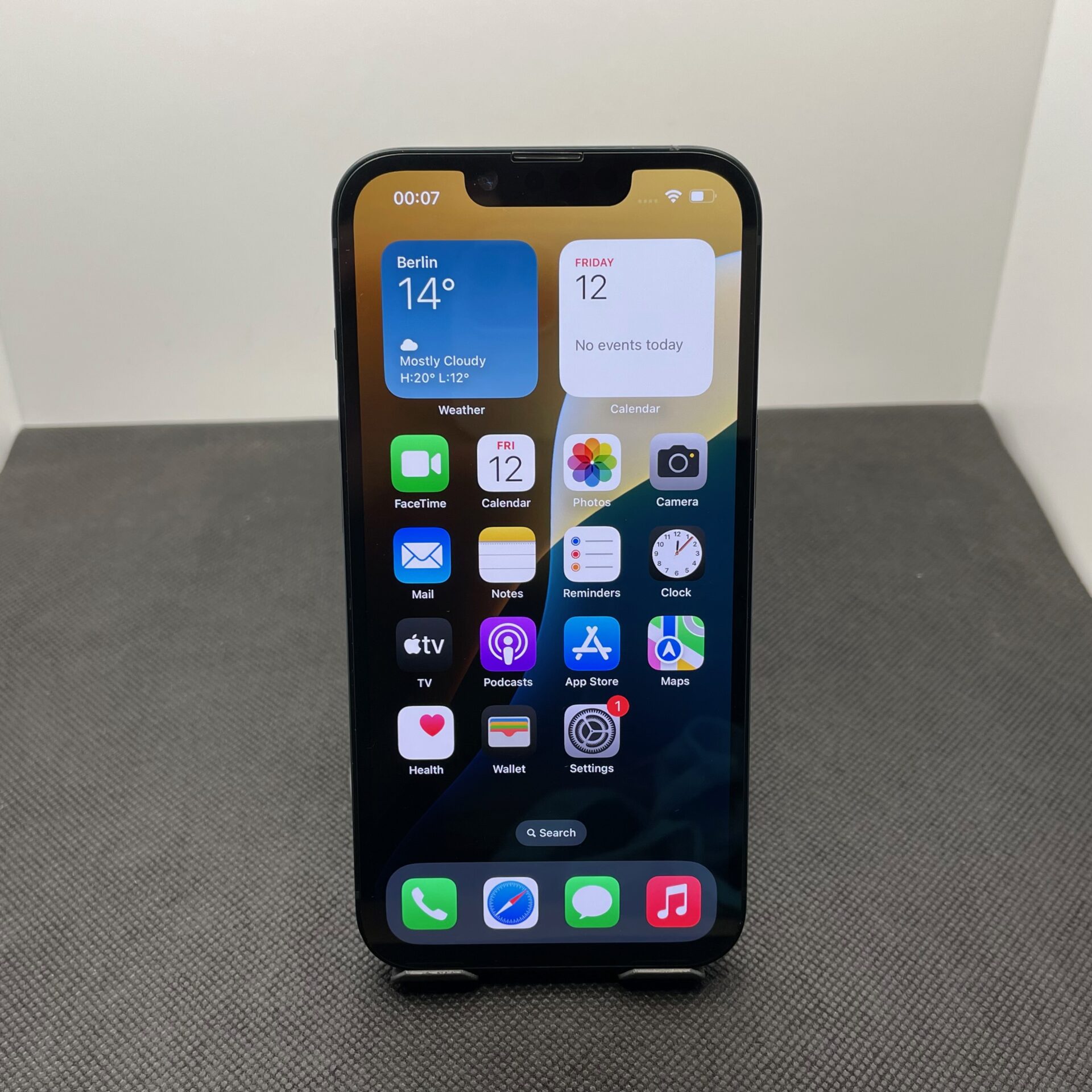 Apple iPhone 14 Midnight 128GB (12 Month Warranty) - Blurry Front Camera - Image 3