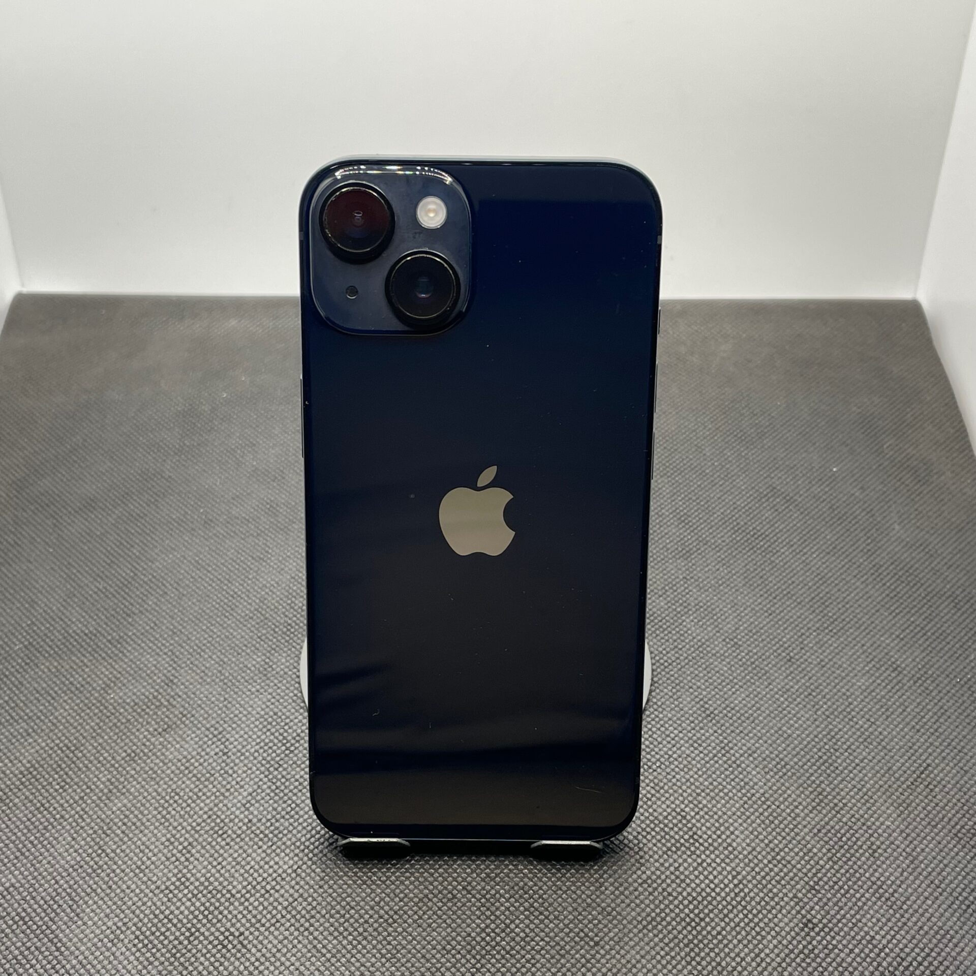 Apple iPhone 14 Midnight 128GB (12 Month Warranty) - Blurry Front Camera - Image 8