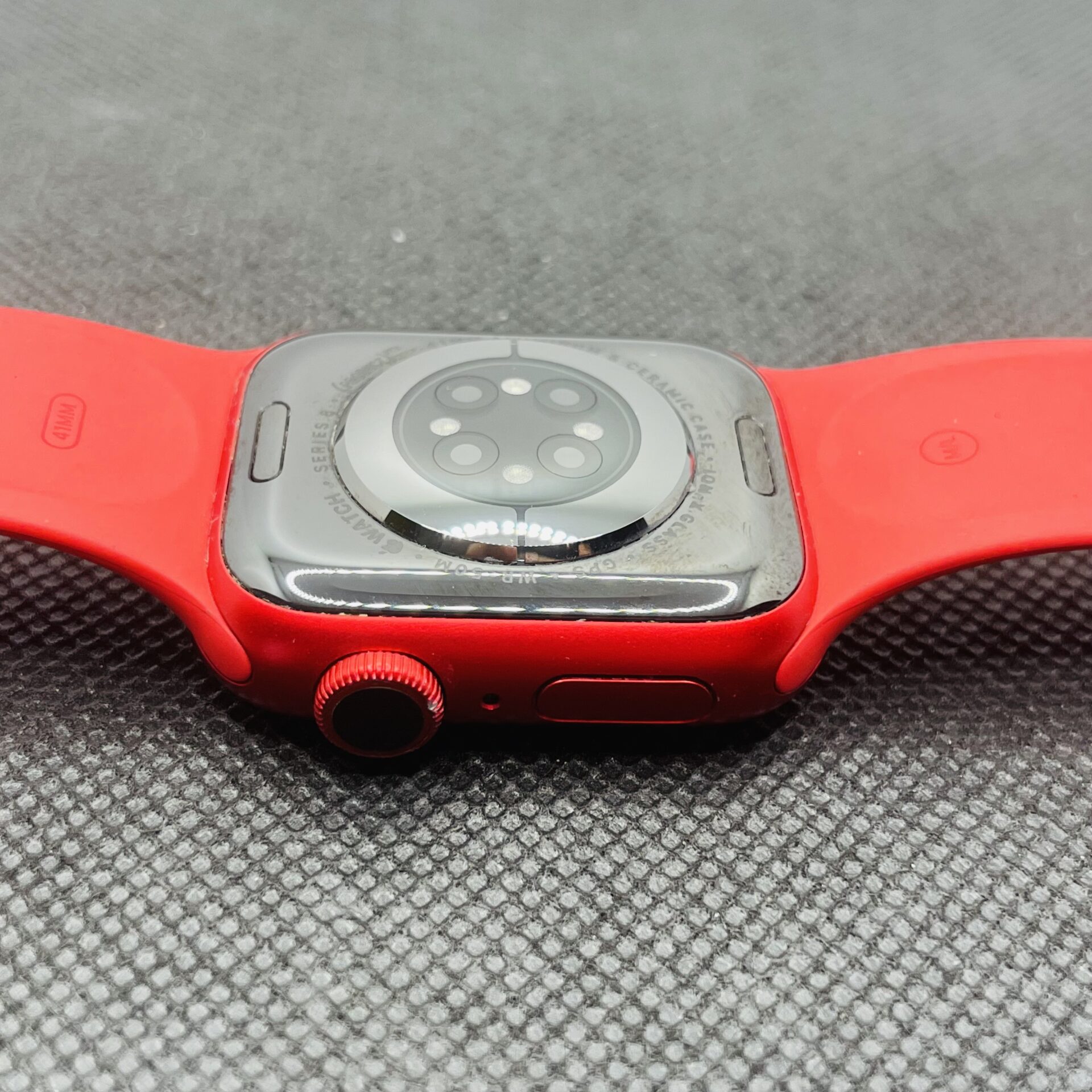 Apple Watch Series 8 41mm GPS Only Product Red (3 Month Warranty) - Image 7