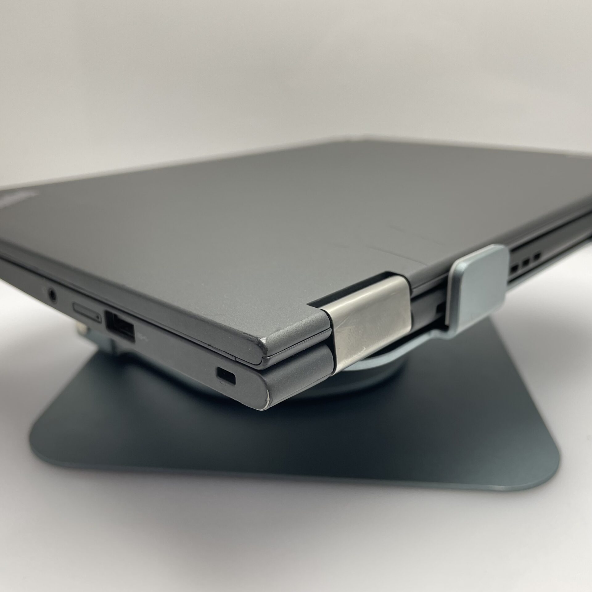 Lenovo Thinkpad X13 Yoga Gen 2 13-inch 2.80GHz "Core i7" 16GB RAM 512GB SSD Black (3 Month Warranty) - Image 6