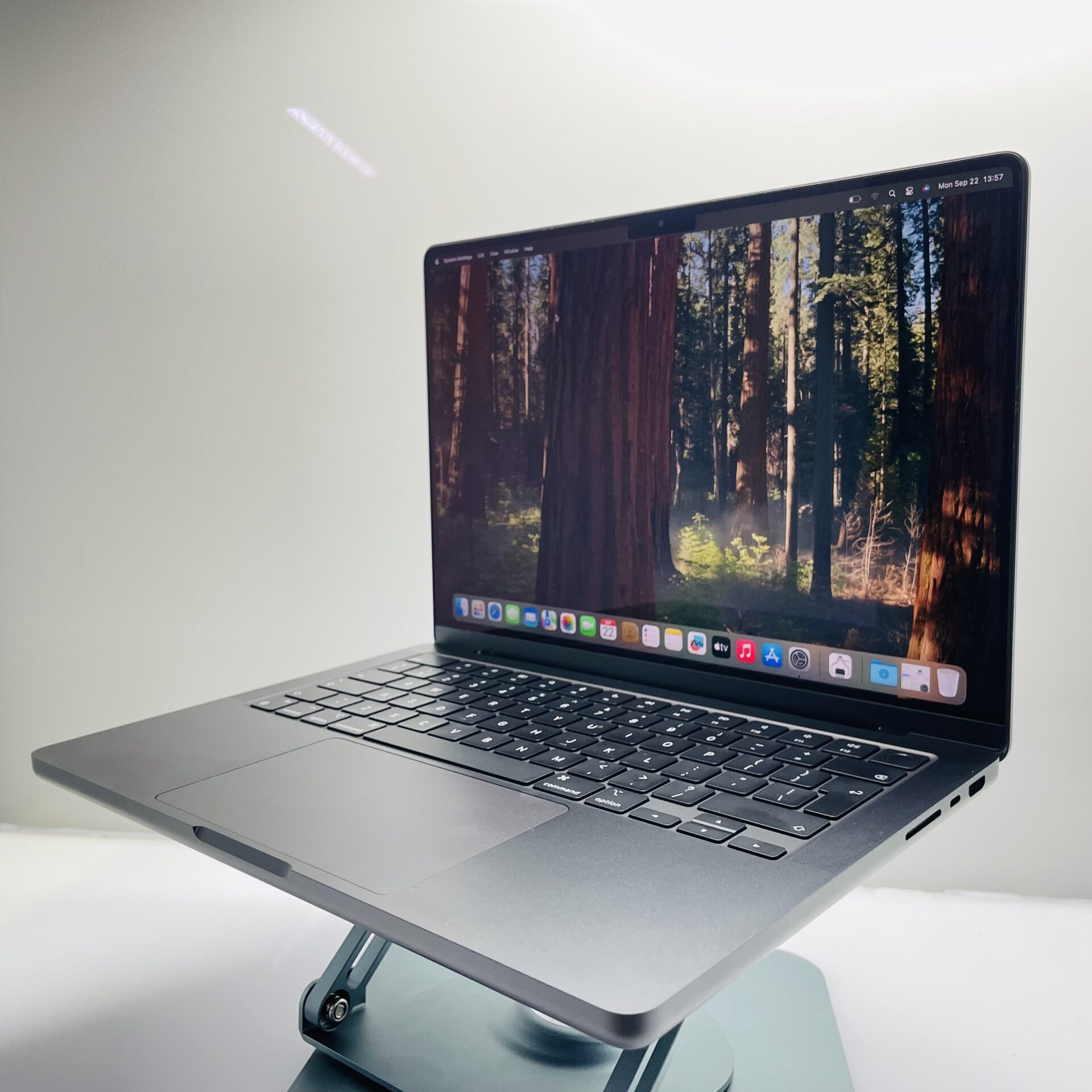 Apple MacBook Pro “M3 Max” 14-Inch 30 GPU/14 CPU (2023) 36GB RAM 1TB SSD Space Black (2 Year Warranty) - Image 4