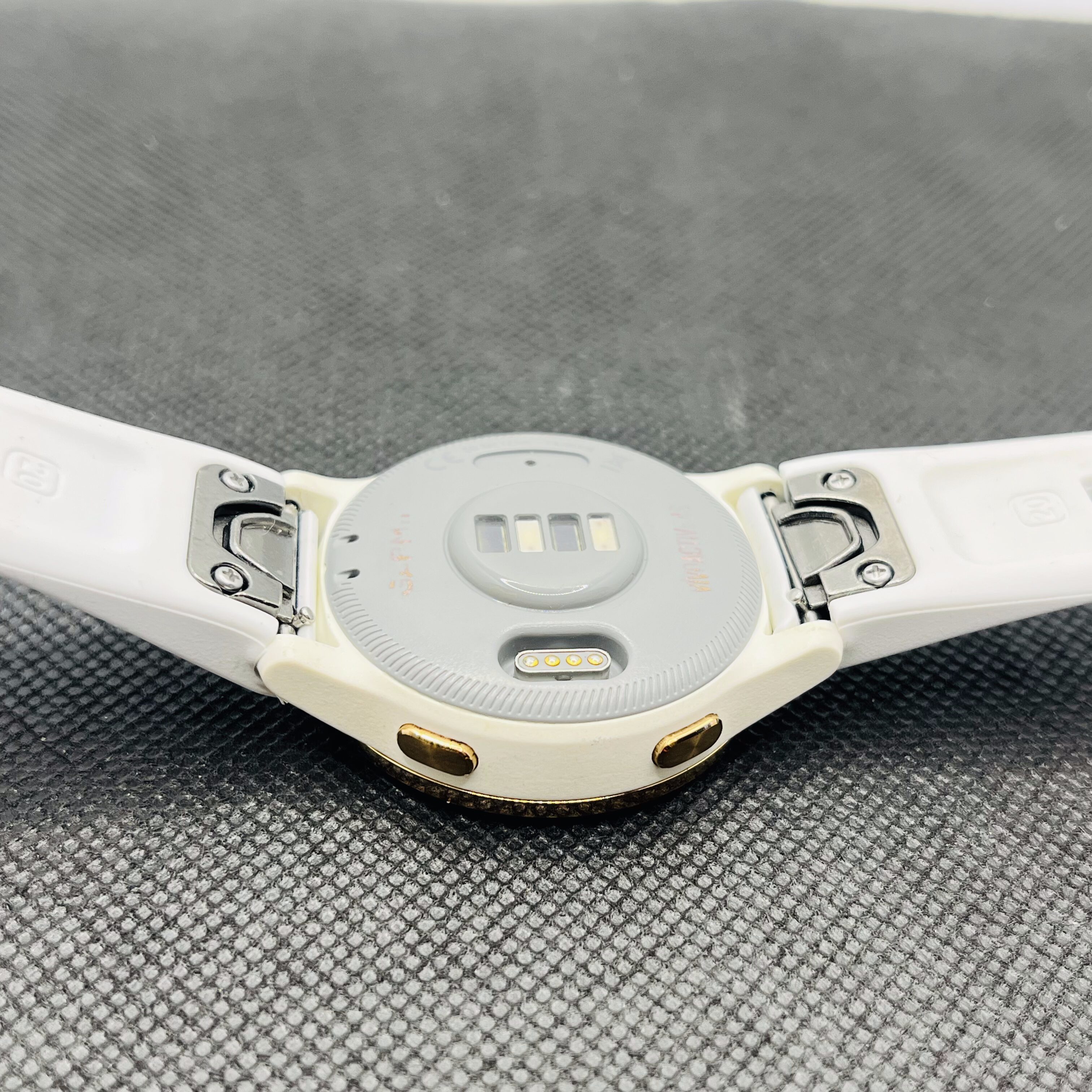 Garmin Vivoactive 4s Gold (3 Month Warranty) - Image 6