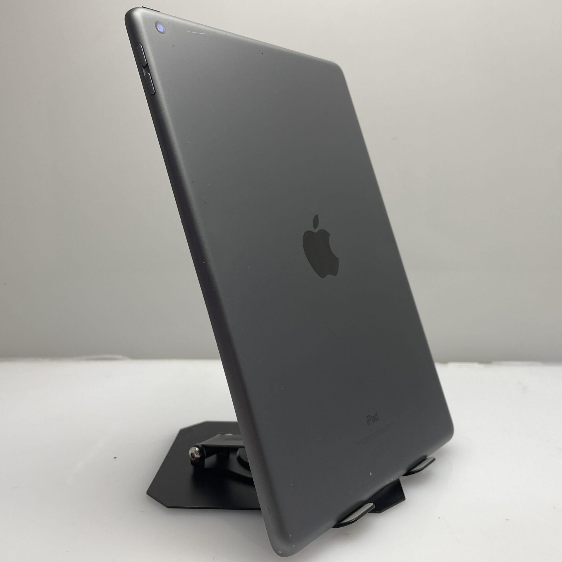 Apple iPad 10.2" 9th Gen 64GB (Wifi Only) Space Grey - No Touch ID | Bright Spots - Image 8