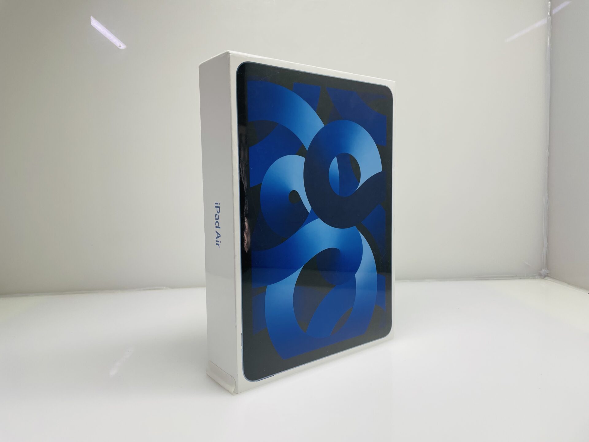 Apple iPad Air 5th Gen 256GB (Wifi Only) Blue – Sealed (Original Warranty + 3 Year Warranty) - Image 2