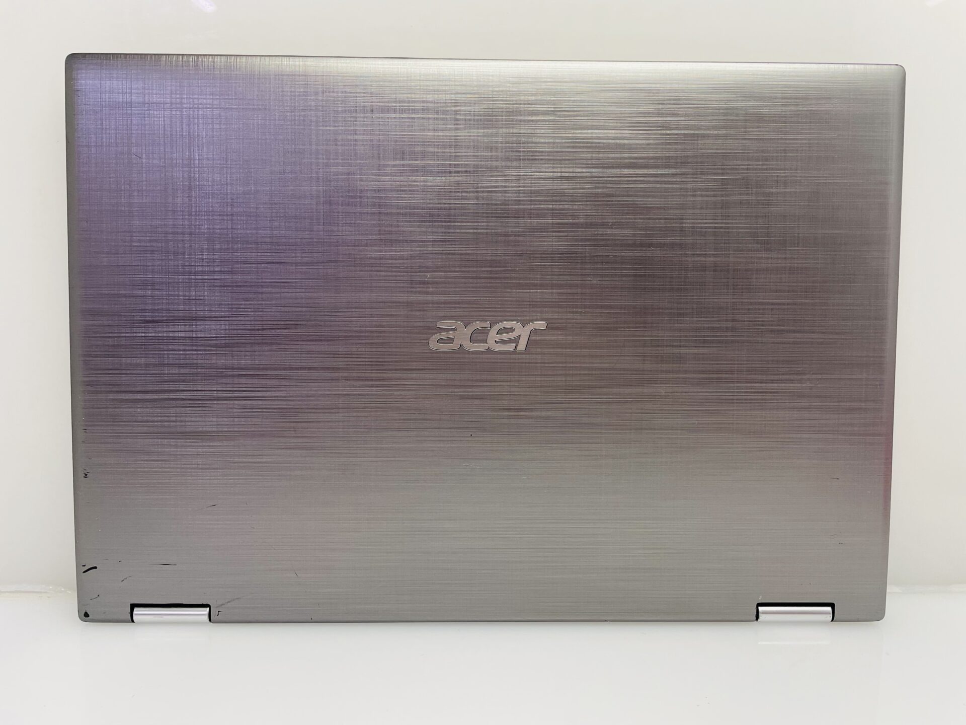 Acer Spin 3 8th Gen “Core i3” 2.10GHz 4GB RAM 1TB SSD Black - (Grade B) - Image 2