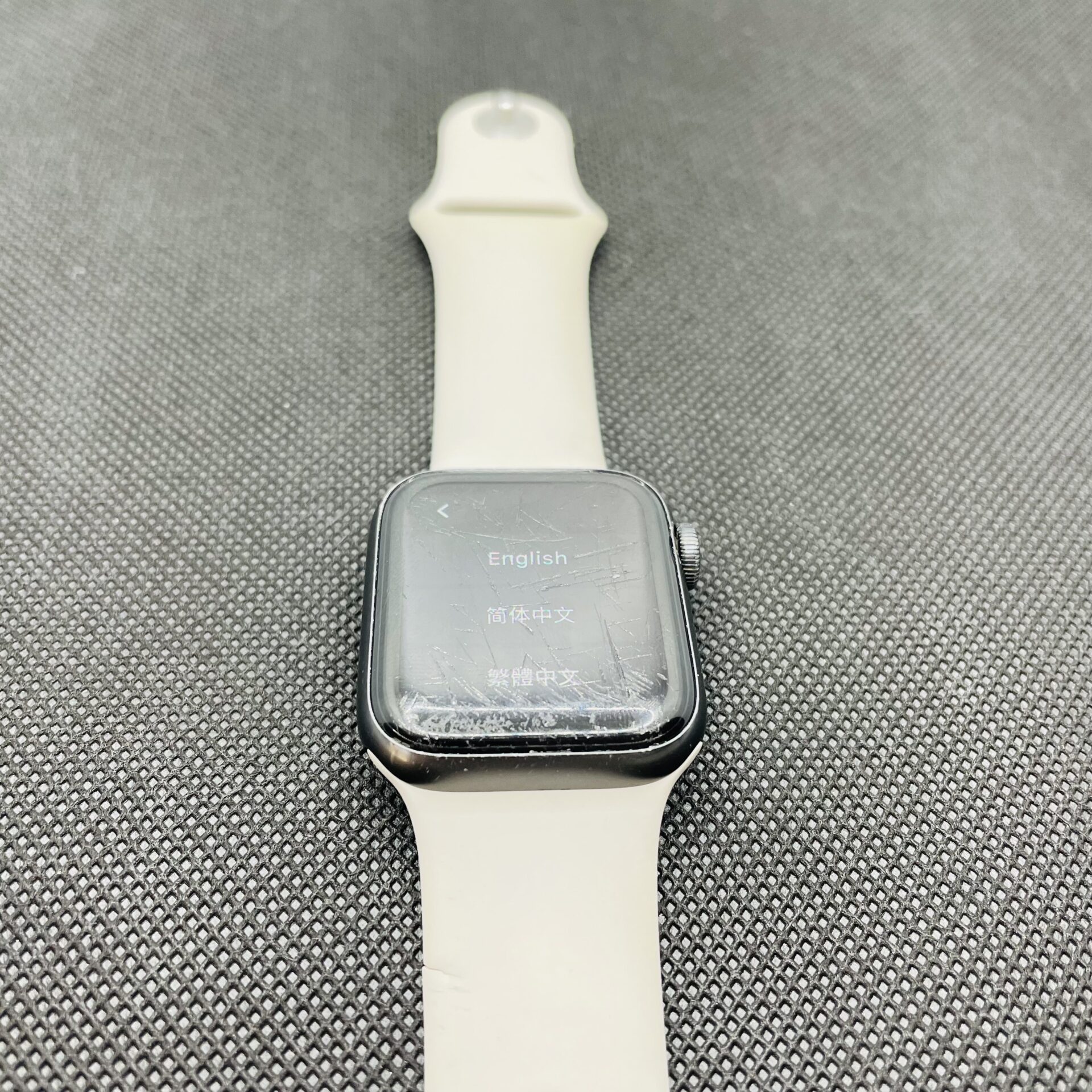 Apple Watch Series 6 40mm GPS Only Space Gray (Grade B) – With Beige Straps - Image 2