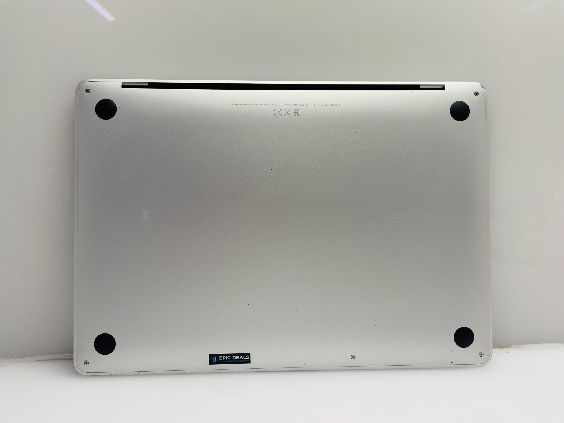 Apple MacBook Pro 13-Inch “Core i5” 2.3GHz (2017) 8GB RAM 128GB SSD Silver (Grade B) - Minor Crack - Image 10