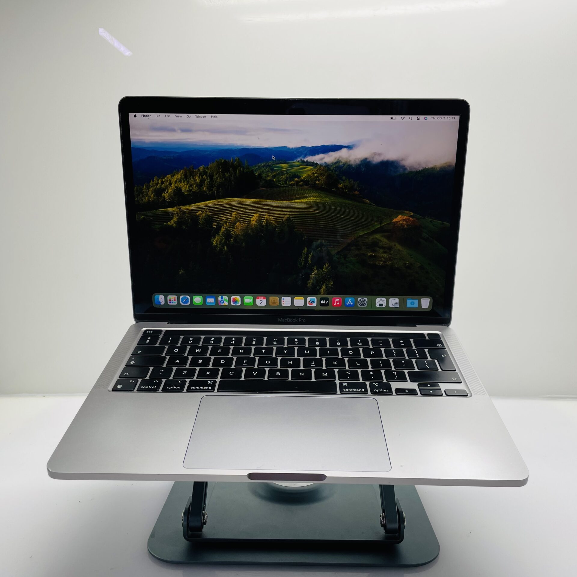 Apple MacBook Pro “M1” 13-inch 8 CPU/8 GPU (2020) 16GB RAM 256GB SSD Space Grey (12 Month Warranty) – Cracked LCD Panel - Image 8