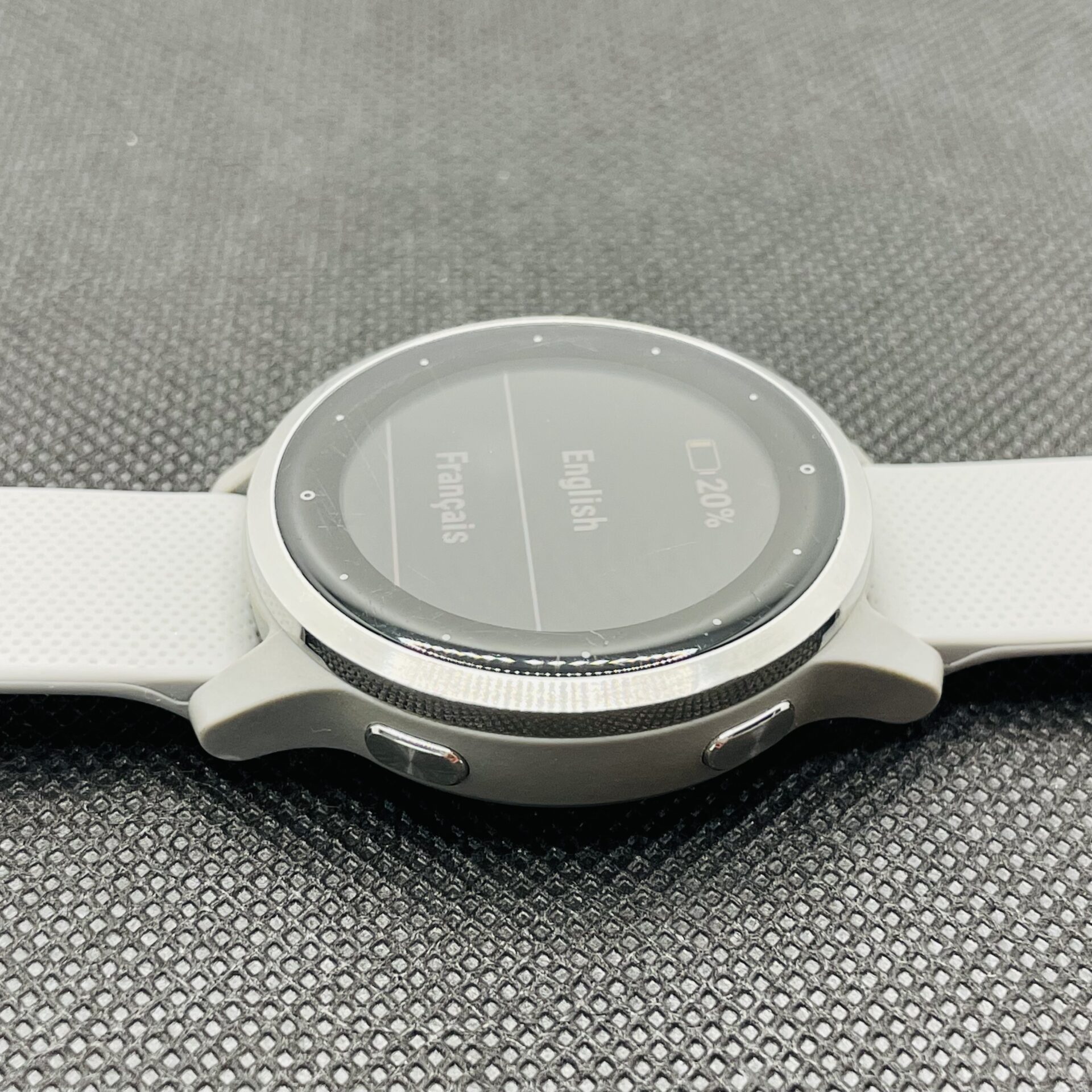 Garmin Vivoactive 4s Shadow Gray - No Charger - Image 4