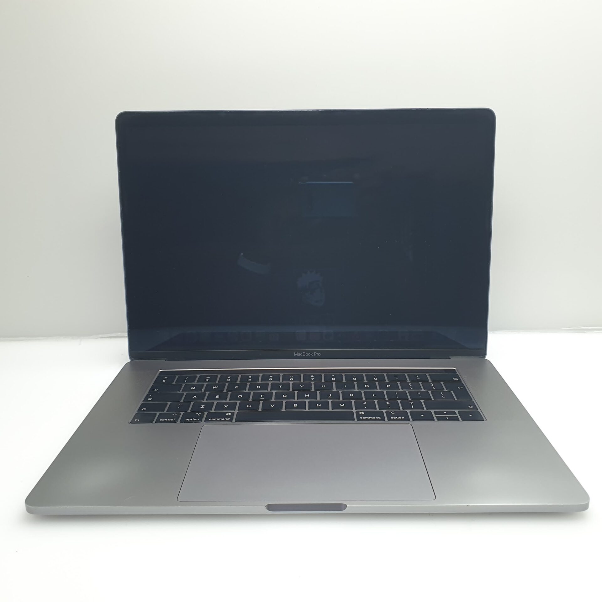 Apple MacBook Pro 15-inch “Core i9” 2.3GHz (Touch/2019) 16GB RAM 512GB SSD Space Gray - Grade B - Image 6