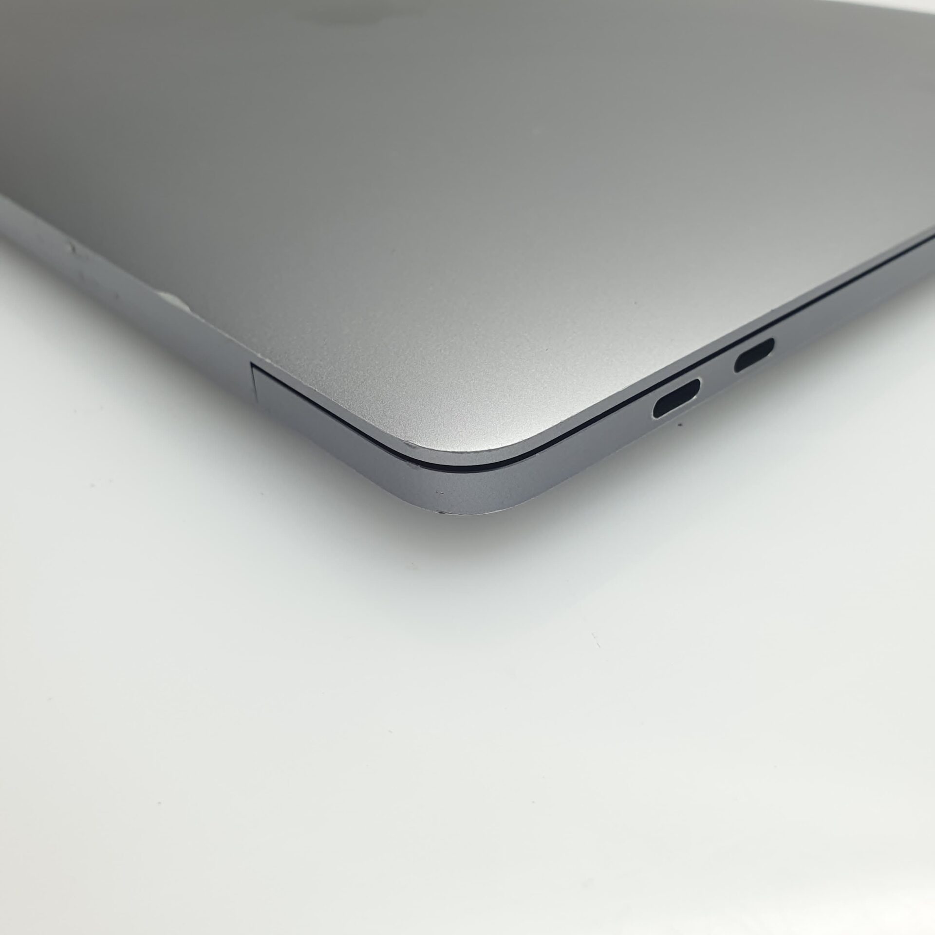 Apple MacBook Pro 15-inch “Core i9” 2.3GHz (Touch/2019) 16GB RAM 512GB SSD Space Gray - Grade B - Image 9