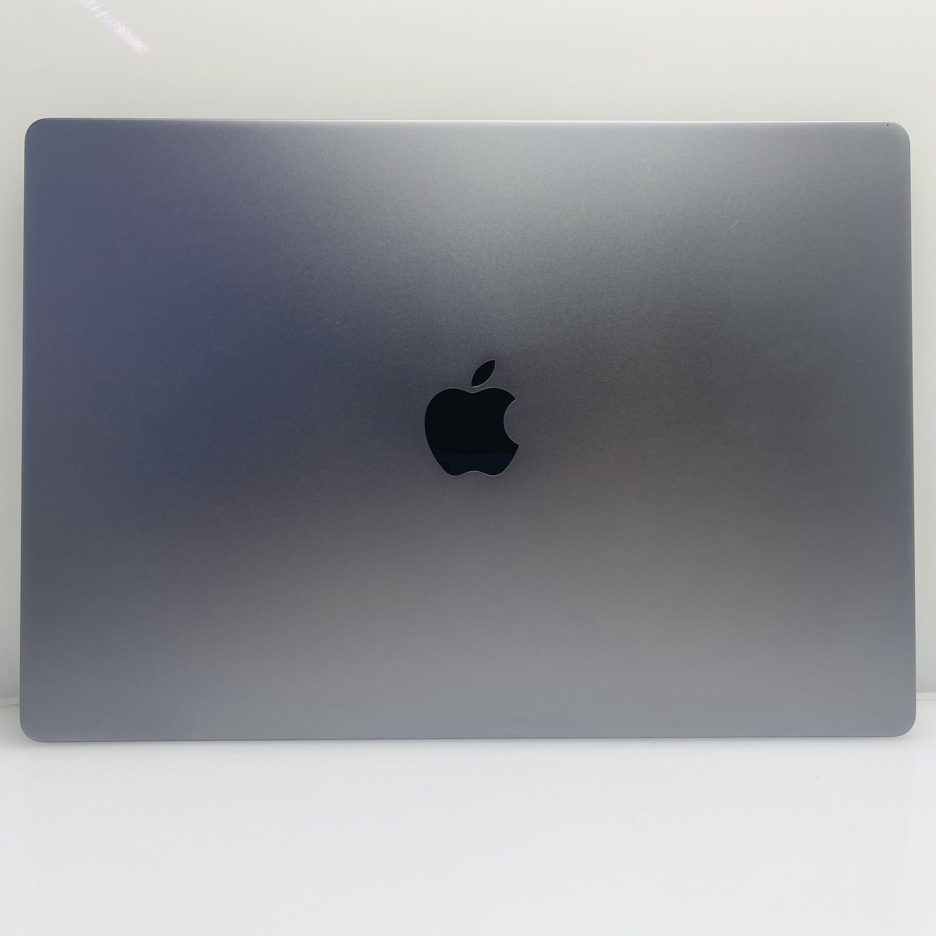 Apple Macbook Pro "M3 Max" 16-inch 30 GPU/14 CPU (2023) 36GB RAM 1TB SSD Space Black/Space Gray - (Grade B) - Image 9