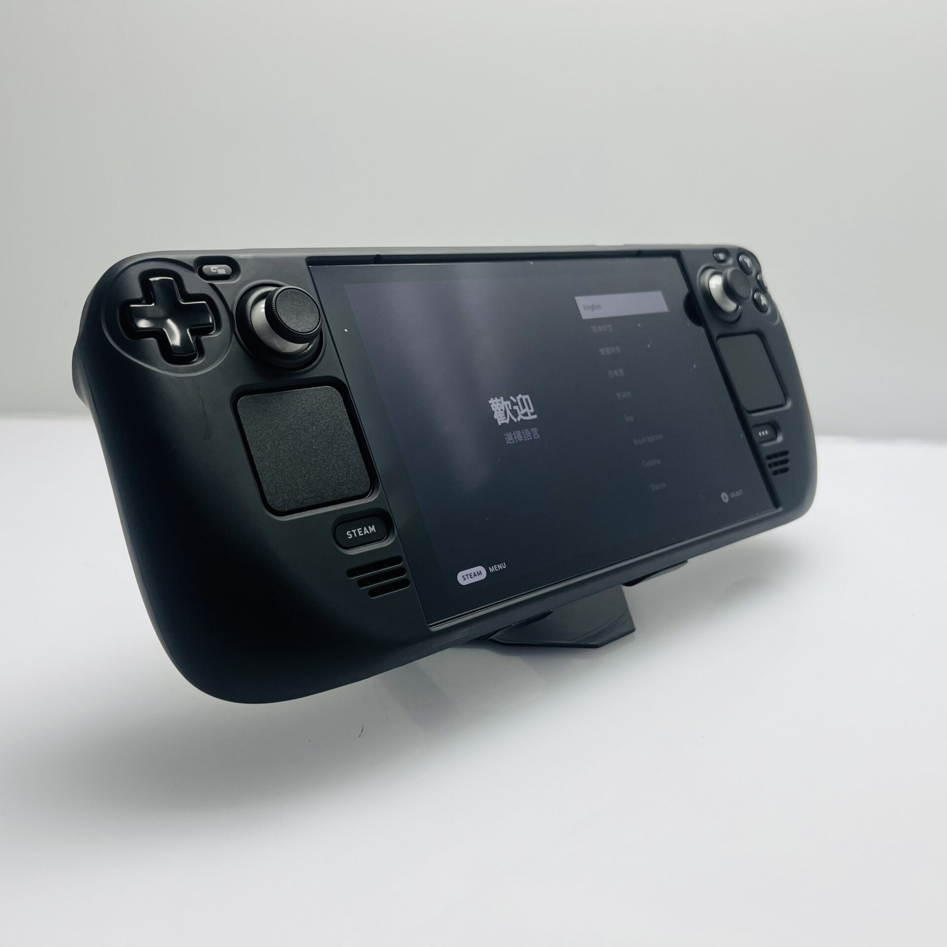 Steam Deck (LCD Version) 64GB SSD Black - (Grade B) - Image 2