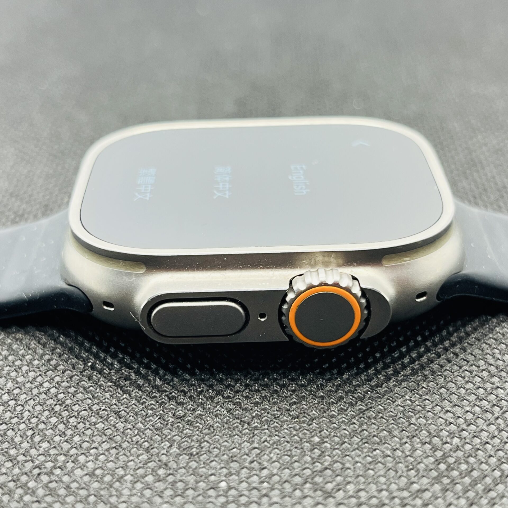 Apple Watch Ultra 49mm LTE Black Titanium (Grade B) – With Black Straps - Image 4