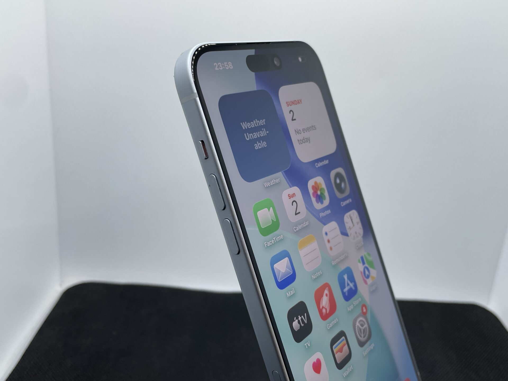 Apple iPhone 15 Plus 128GB Blue (Grade B) - No Face ID - Image 4