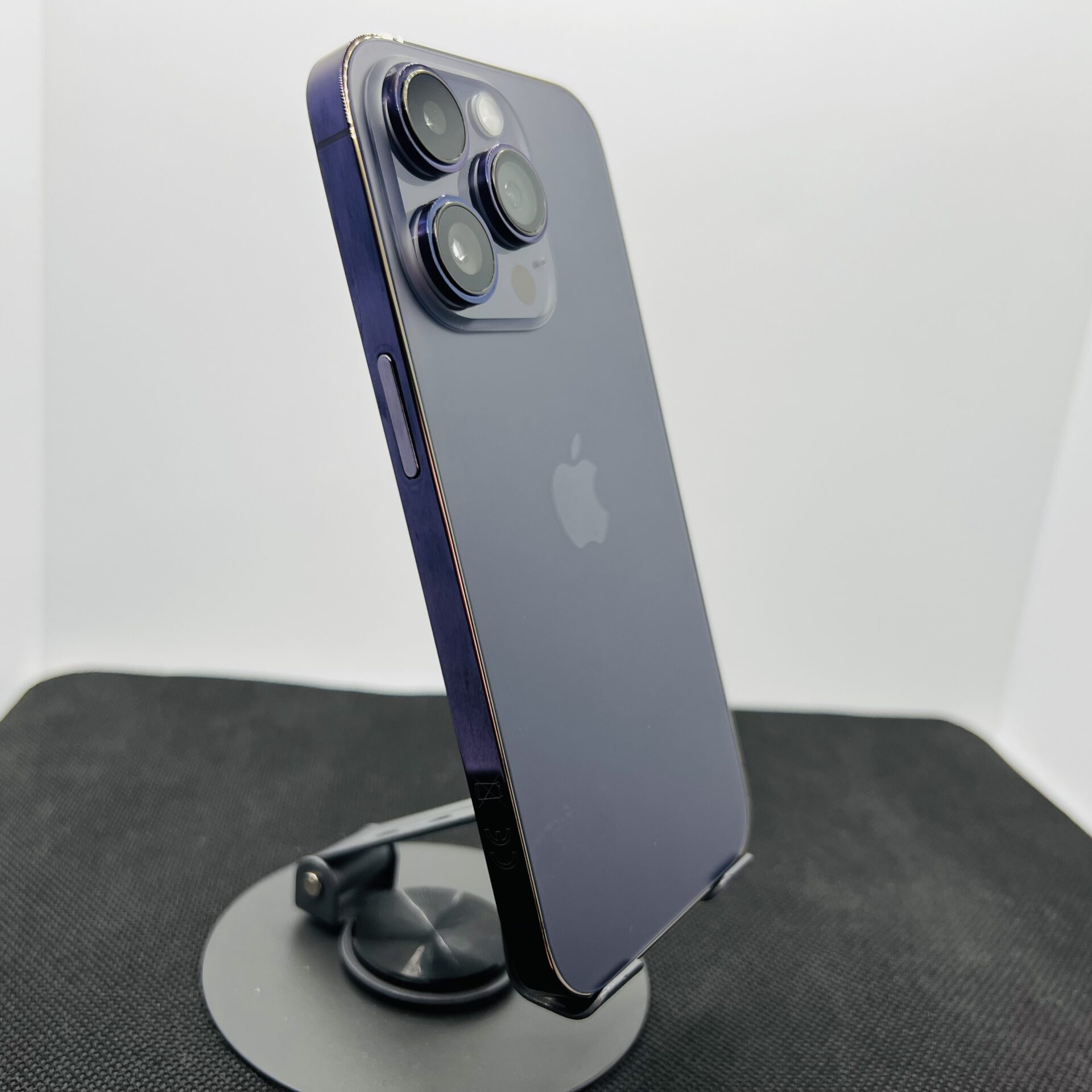 Apple iPhone 14 Pro 256GB Deep Purple (Grade B) – No Face ID And Camera is Flickering - Image 9
