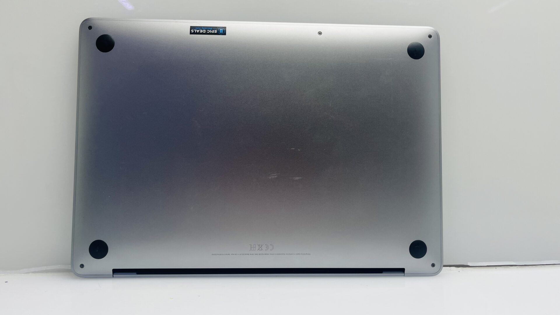 Apple MacBook Pro “M1” 13-inch 8 CPU/8 GPU 8GB RAM 256GB SSD Space Gray (Grade B) - Image 10