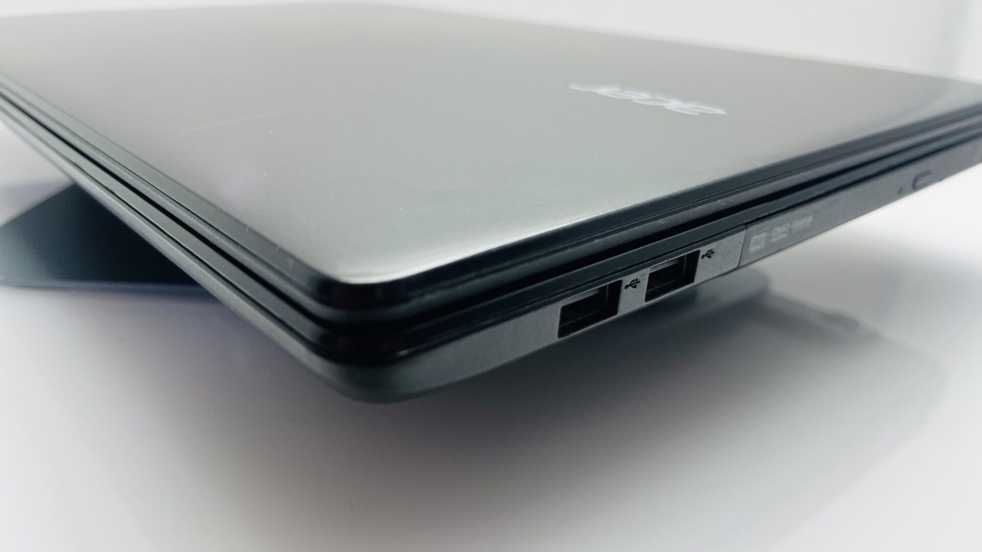 Acer TravelMate P256 4th Gen “Core i5” 1.70GHz 16GB RAM 500GB SSD Black - (Grade B) - Image 6