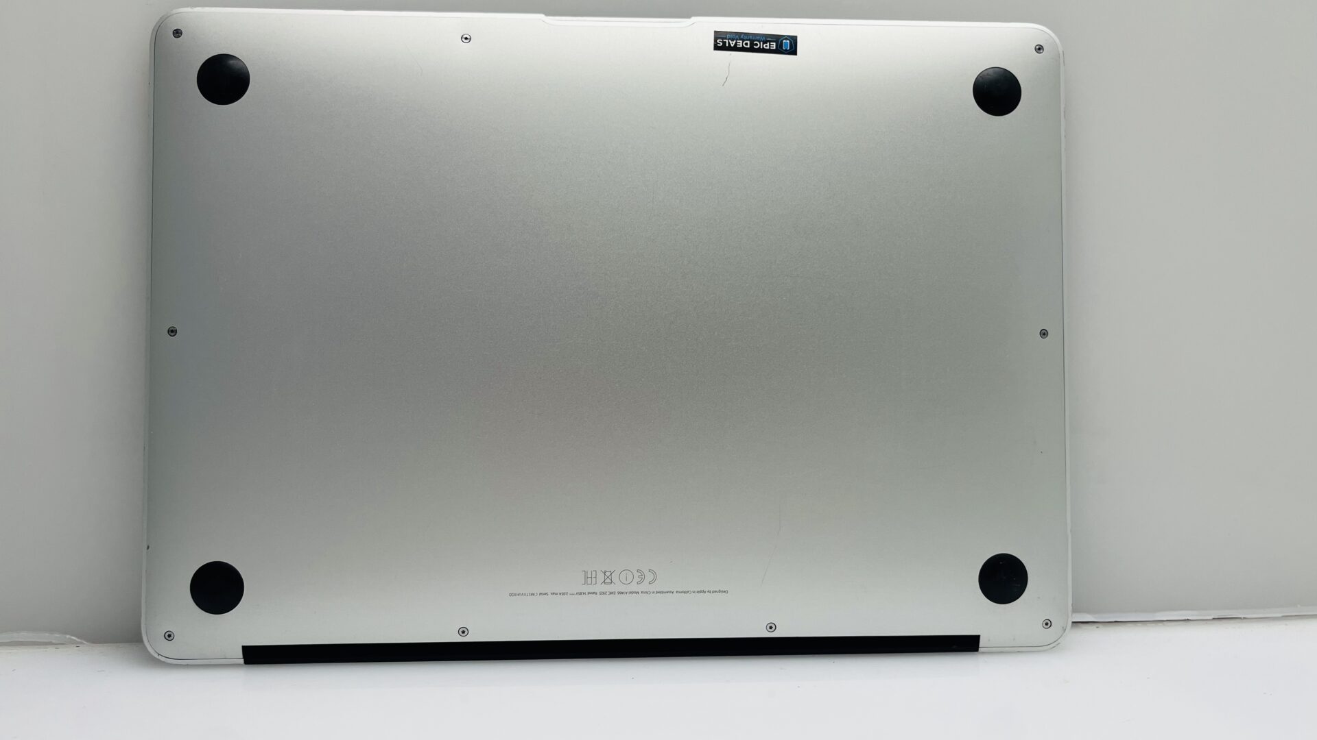 Apple MacBook Air 13-inch “Core i5” 1.60GHz (Early 2015) 8GB RAM 128GB SSD Silver - Image 10