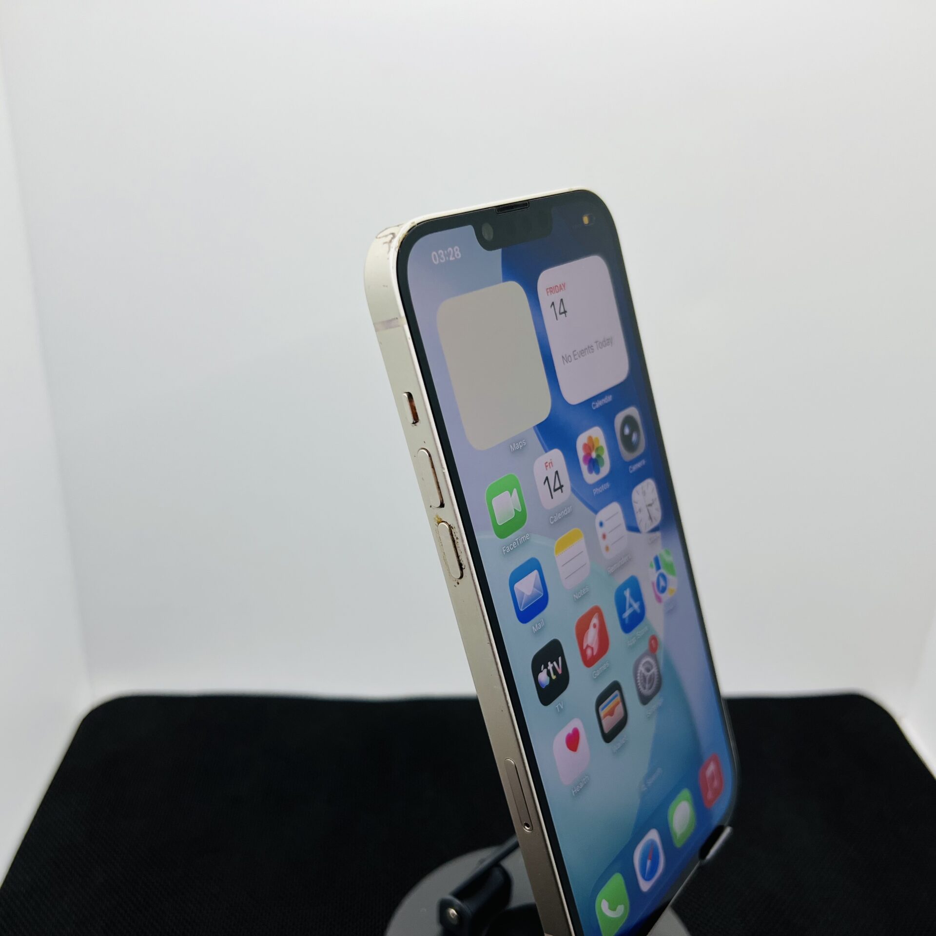 Apple iPhone 14 Plus 128GB Starlight – (Grade B) - Image 4