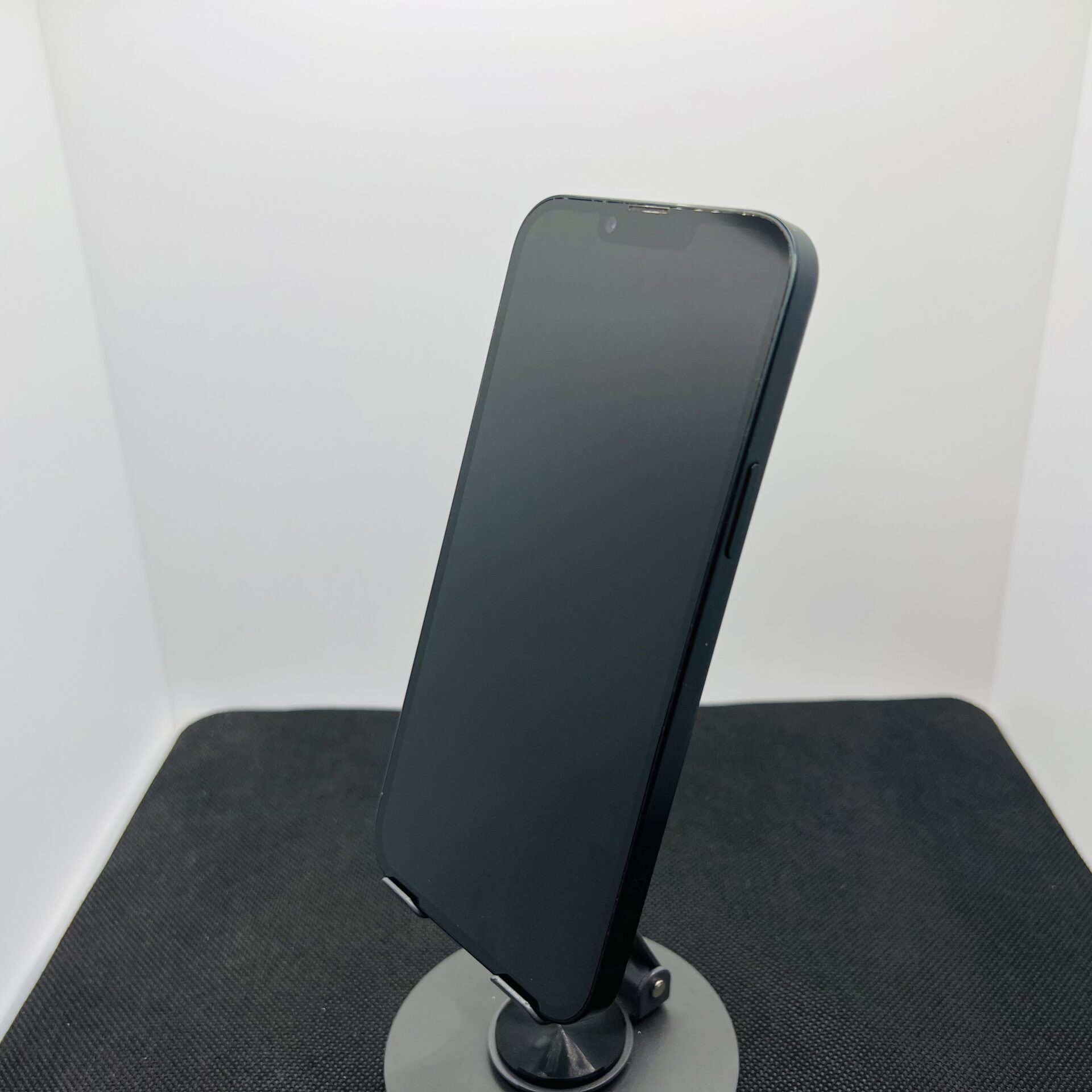 Apple iPhone 14 Plus 256GB Midnight – (Grade B) - Image 7