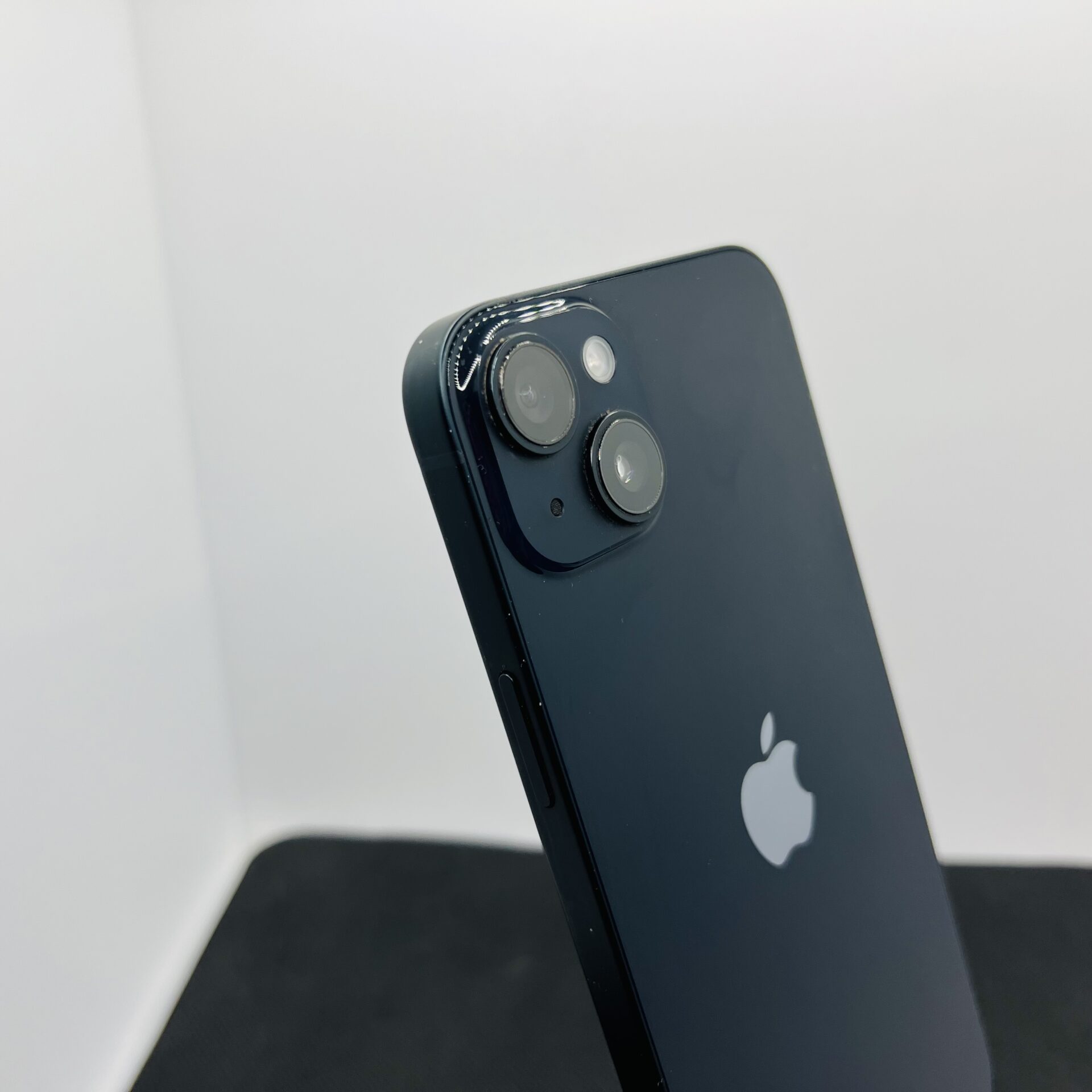 Apple iPhone 14 Plus 256GB Midnight – (Grade B) - Image 10