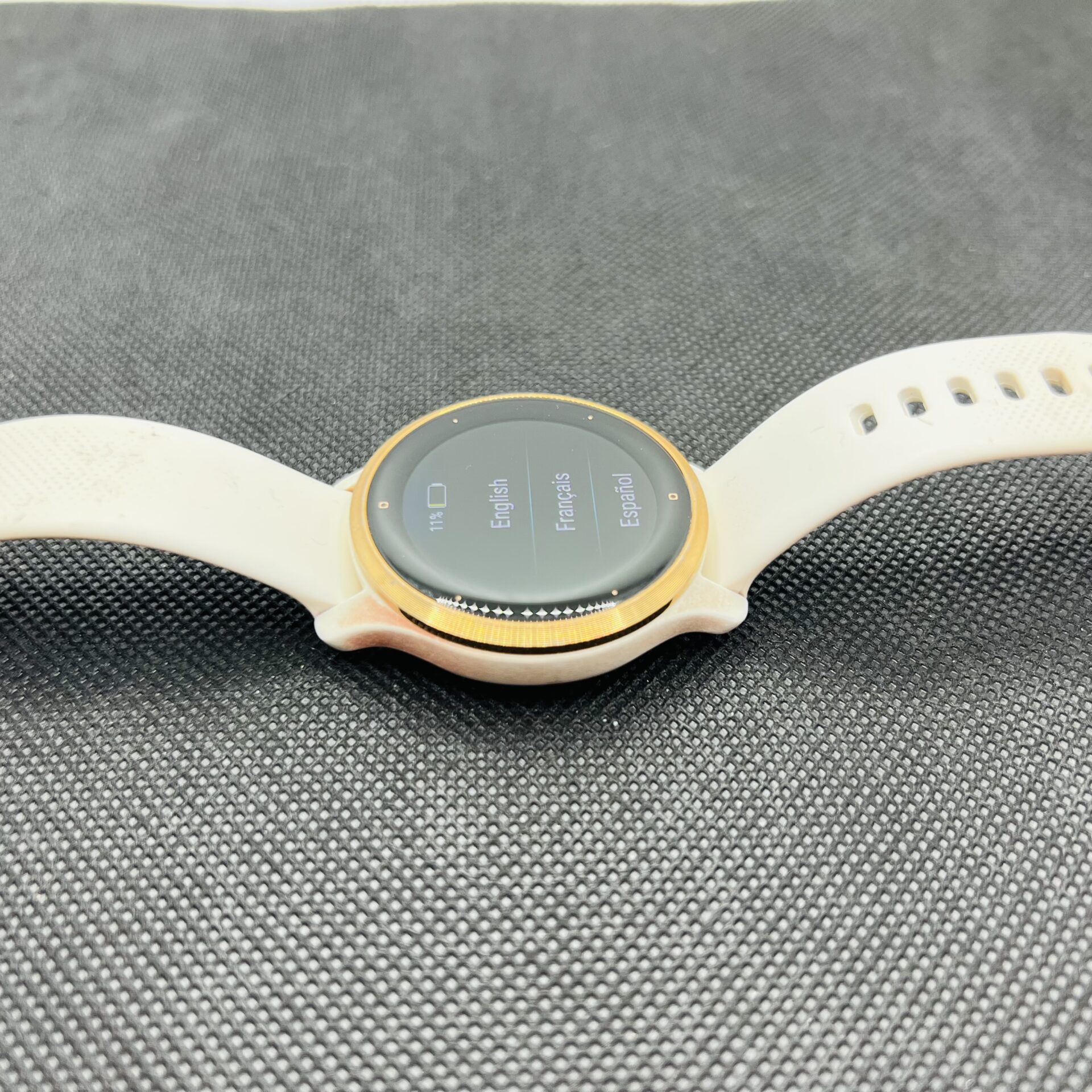 Garmin Venu 2s White - (Grade B) - Image 4