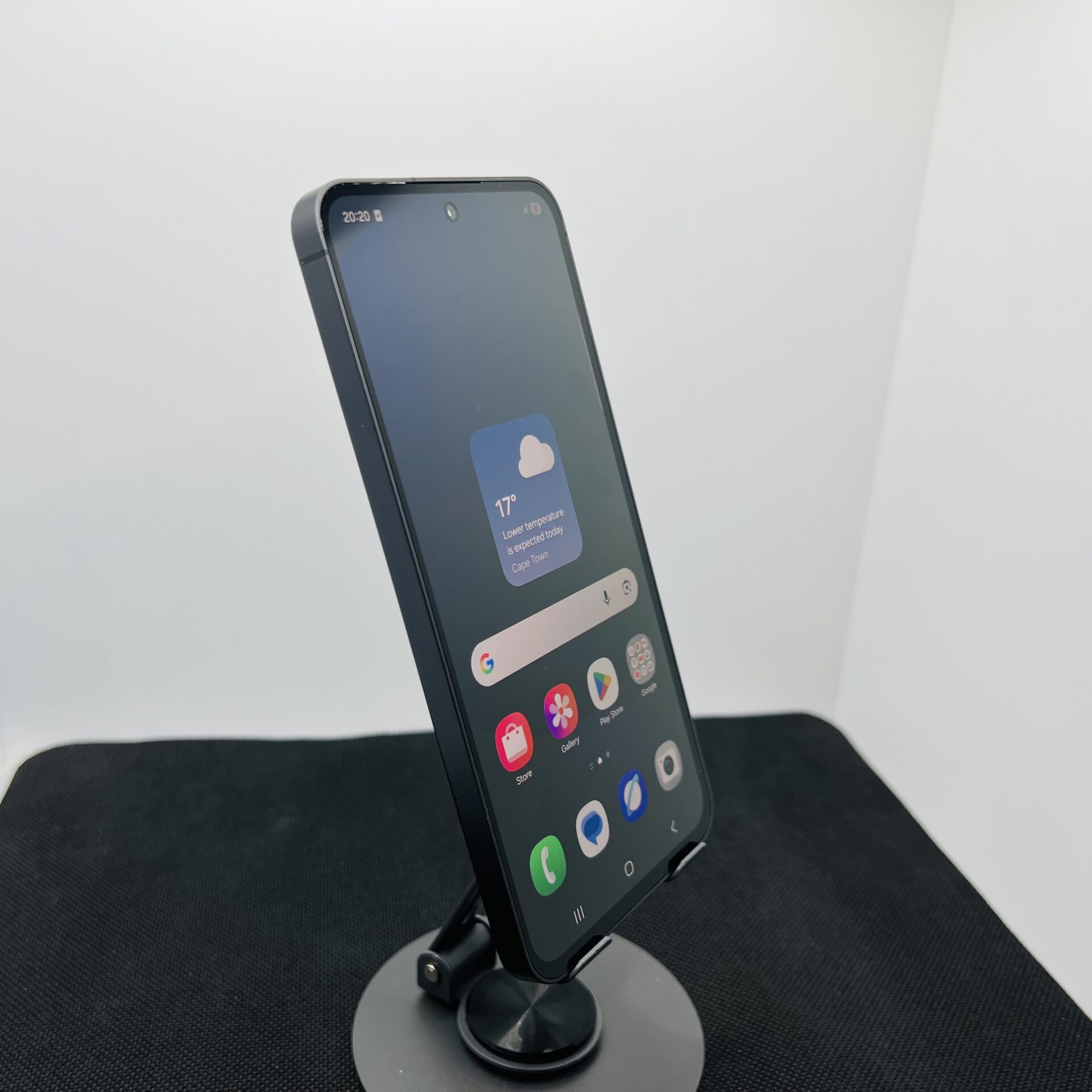 Samsung Galaxy S24 FE 128GB Graphite - (Grade B) - Image 2