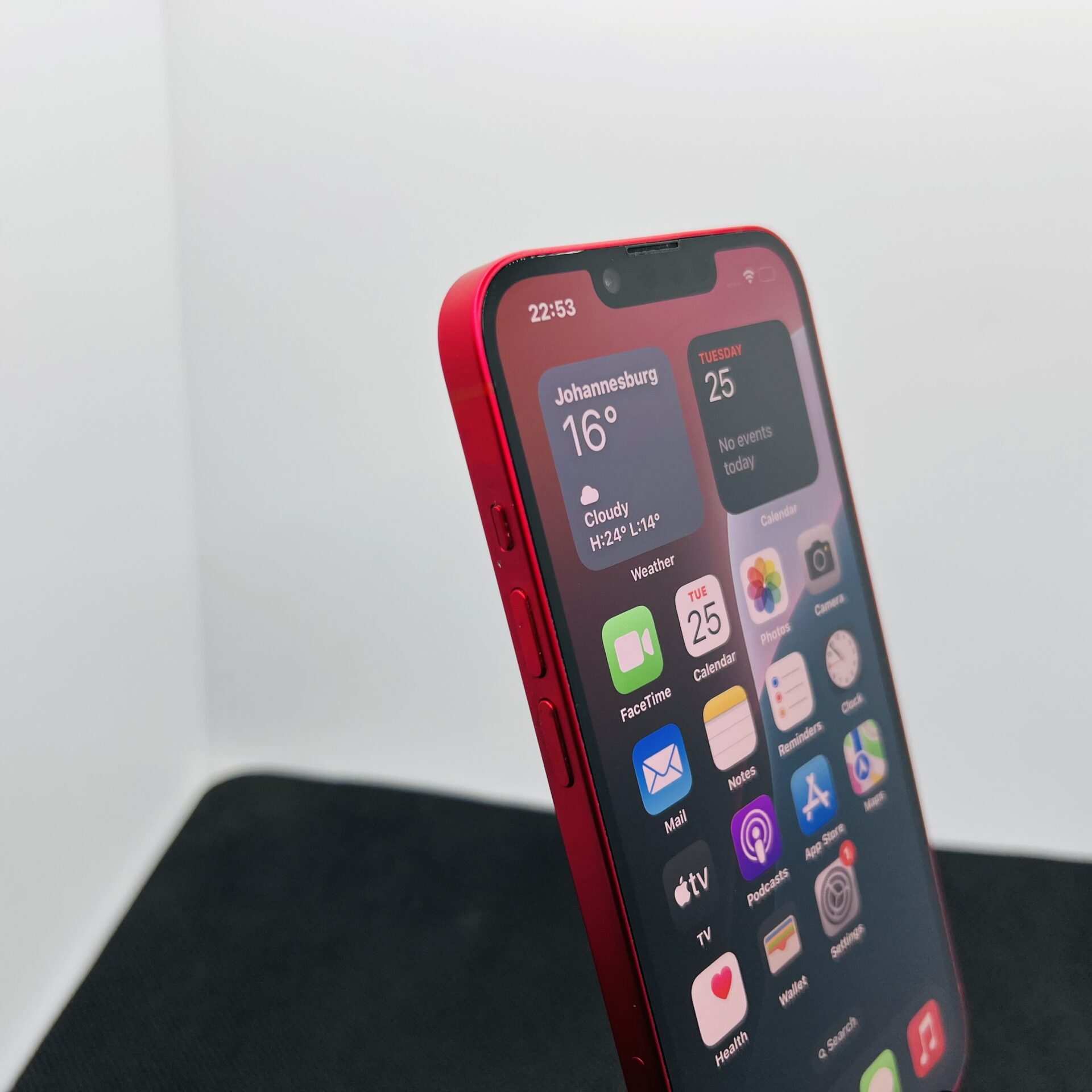 Apple iPhone 14 256GB Product Red – (Grade B) - Image 4