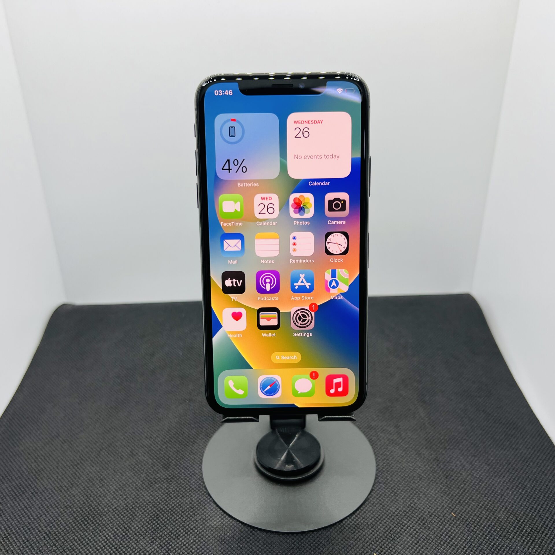 Apple iPhone X 256GB Space Gray (Grade B) - Blurry Front Portrait Mode - Image 2