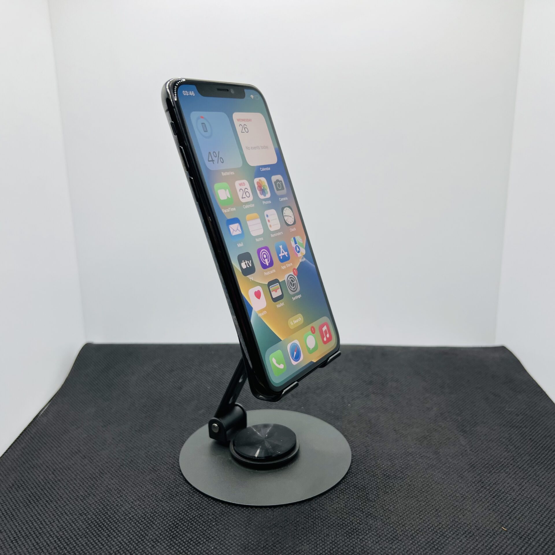 Apple iPhone X 256GB Space Gray (Grade B) - Blurry Front Portrait Mode - Image 3