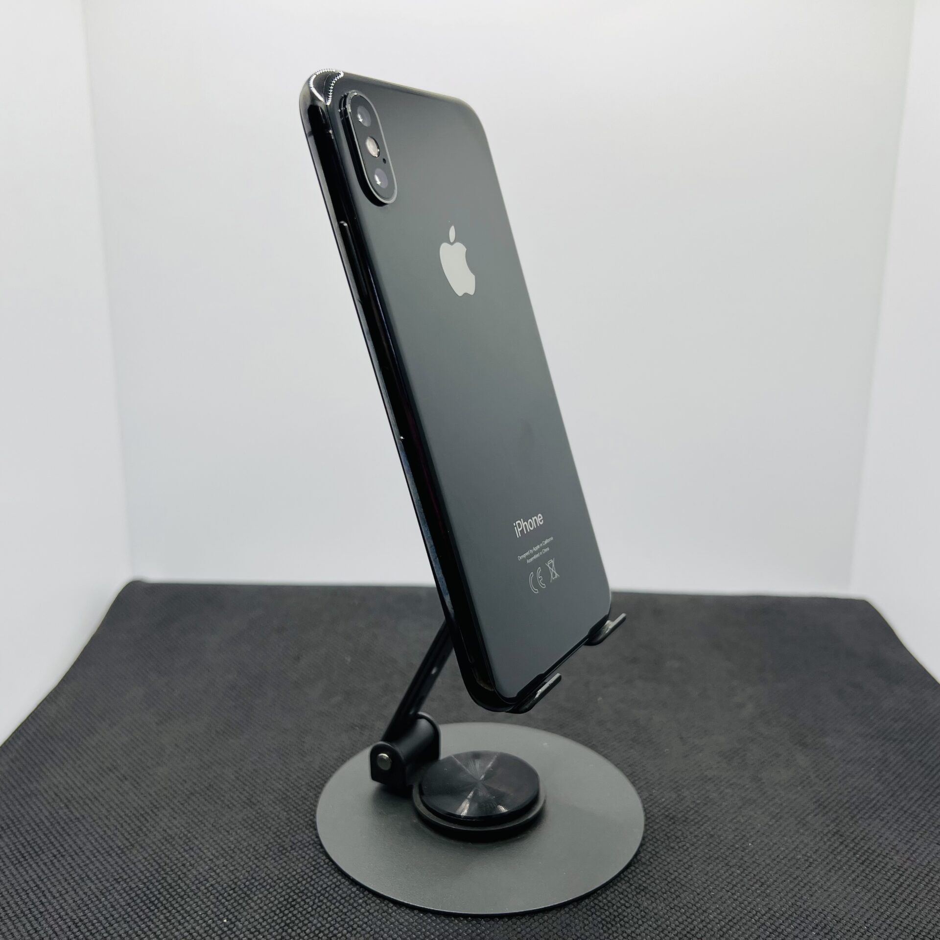 Apple iPhone X 256GB Space Gray (Grade B) - Blurry Front Portrait Mode - Image 5