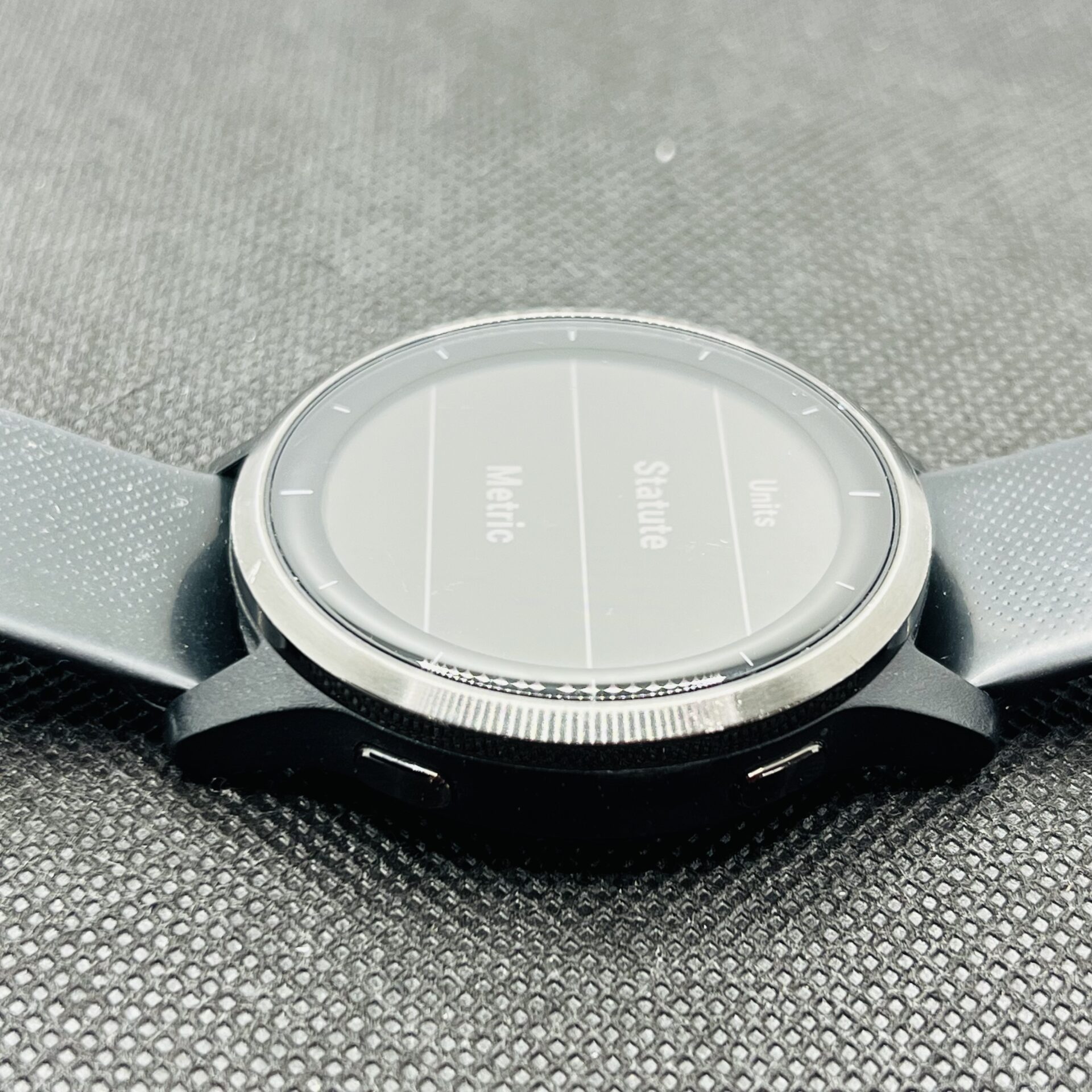 Garmin Vivoactive 4 Black - (Grade B) - Image 4