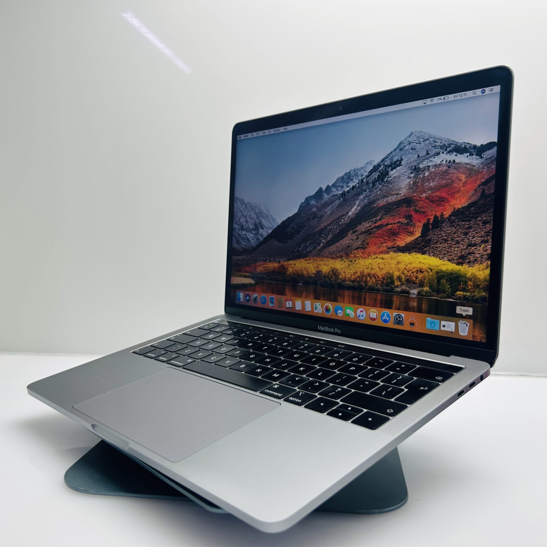 Apple MacBook Pro 13-Inch “Core i5” 2.3GHz (TouchBar/2018) 8GB RAM 256GB SSD Space Gray (Grade B) - Image 5