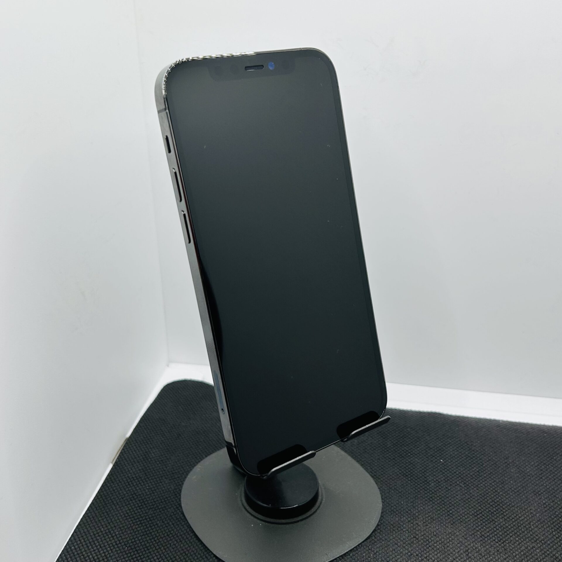 Apple iPhone 12 Pro 256GB Graphite - (Grade B) - Image 5