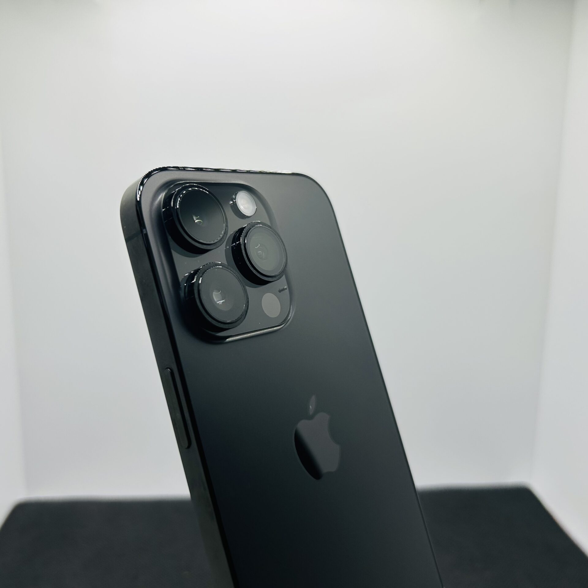 Apple iPhone 14 Pro 128GB Space Black – (Grade B) - Image 10