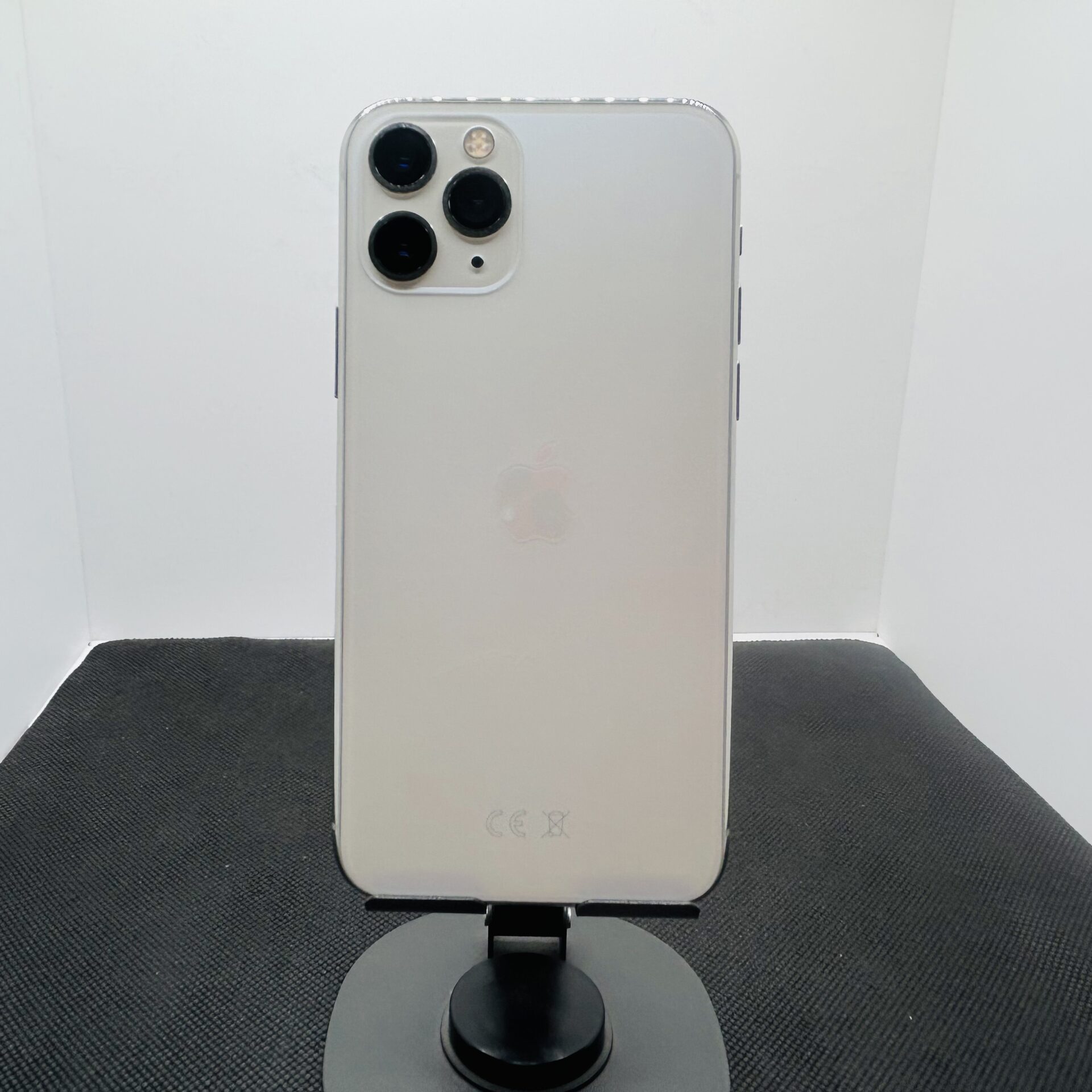 Apple iPhone 11 Pro 256GB Silver - (Grade B) - Image 8