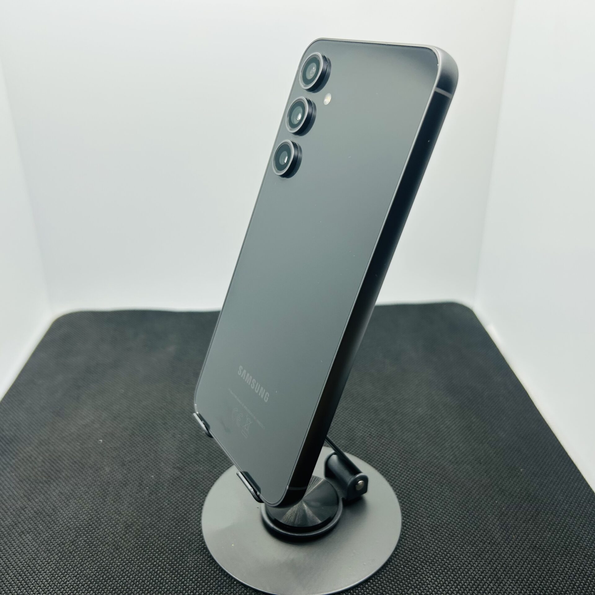 Samsung Galaxy S23 FE 256GB Graphite – (Grade B) - Image 5