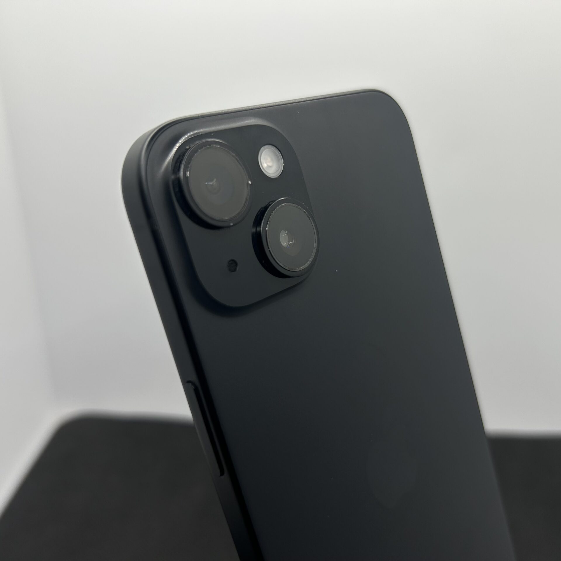 Apple iPhone 15 Plus 128GB Black – (Grade B) - Image 10