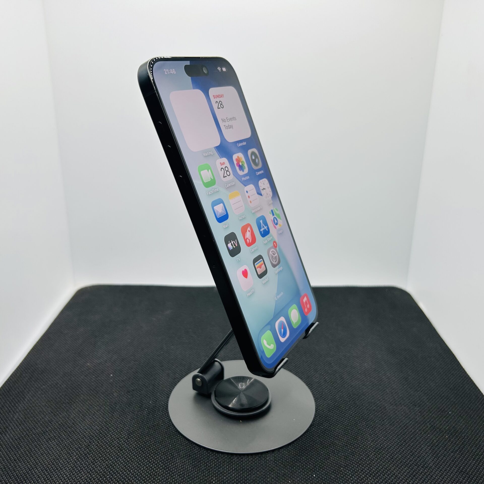 Apple iPhone 15 Pro Max 512GB Black Titanium – (Grade B) - Image 3