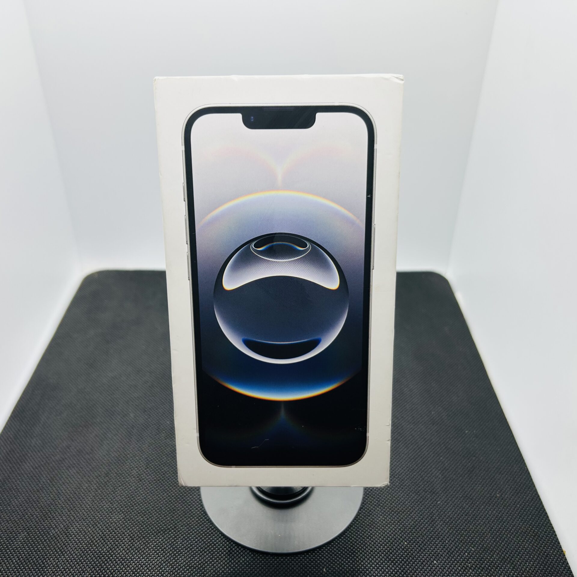 Apple iPhone 16e 128GB White – Sealed (Original Warranty + 3 Year Warranty) - Image 3