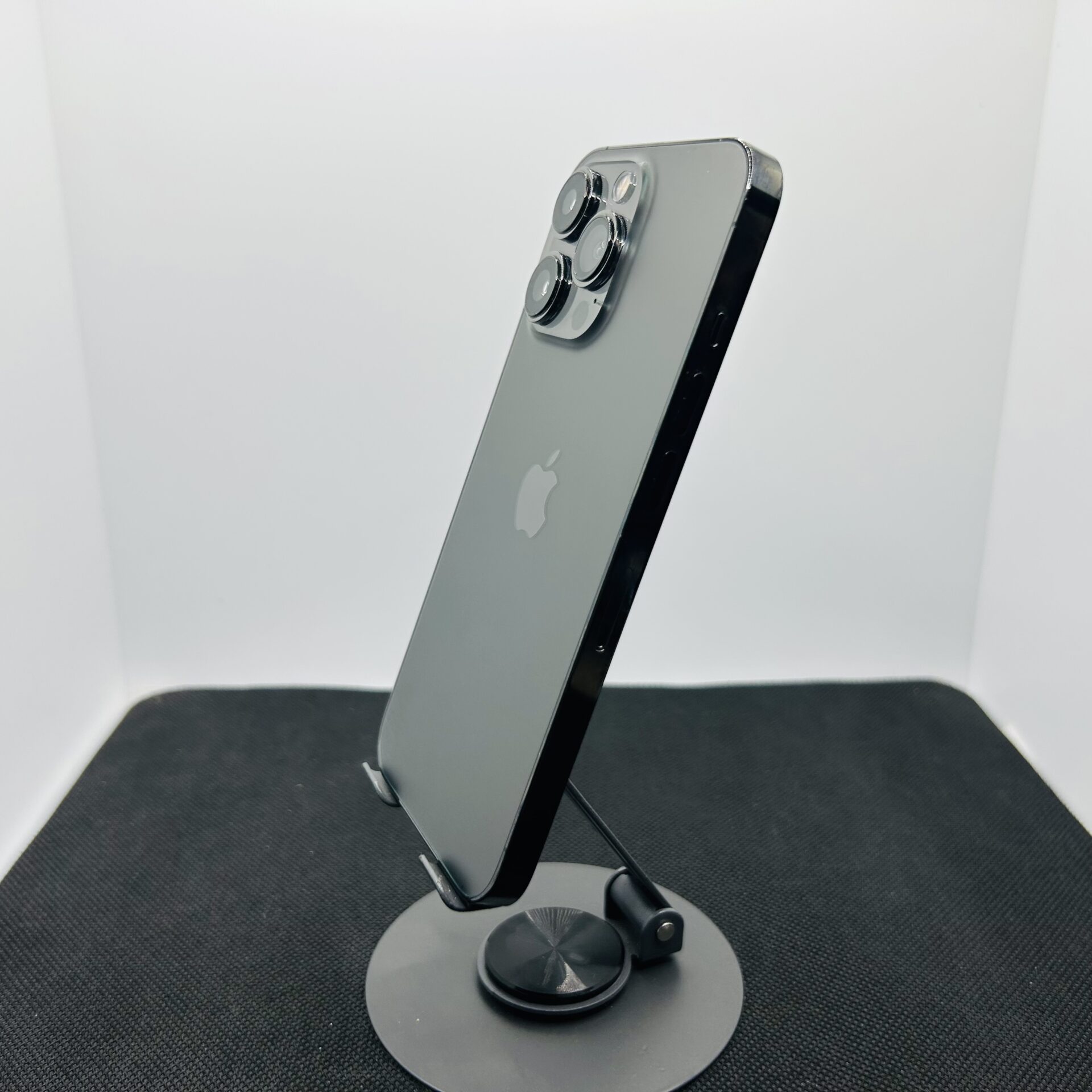 Apple iPhone 13 Pro 256GB Graphite – (Grade B) - Image 5