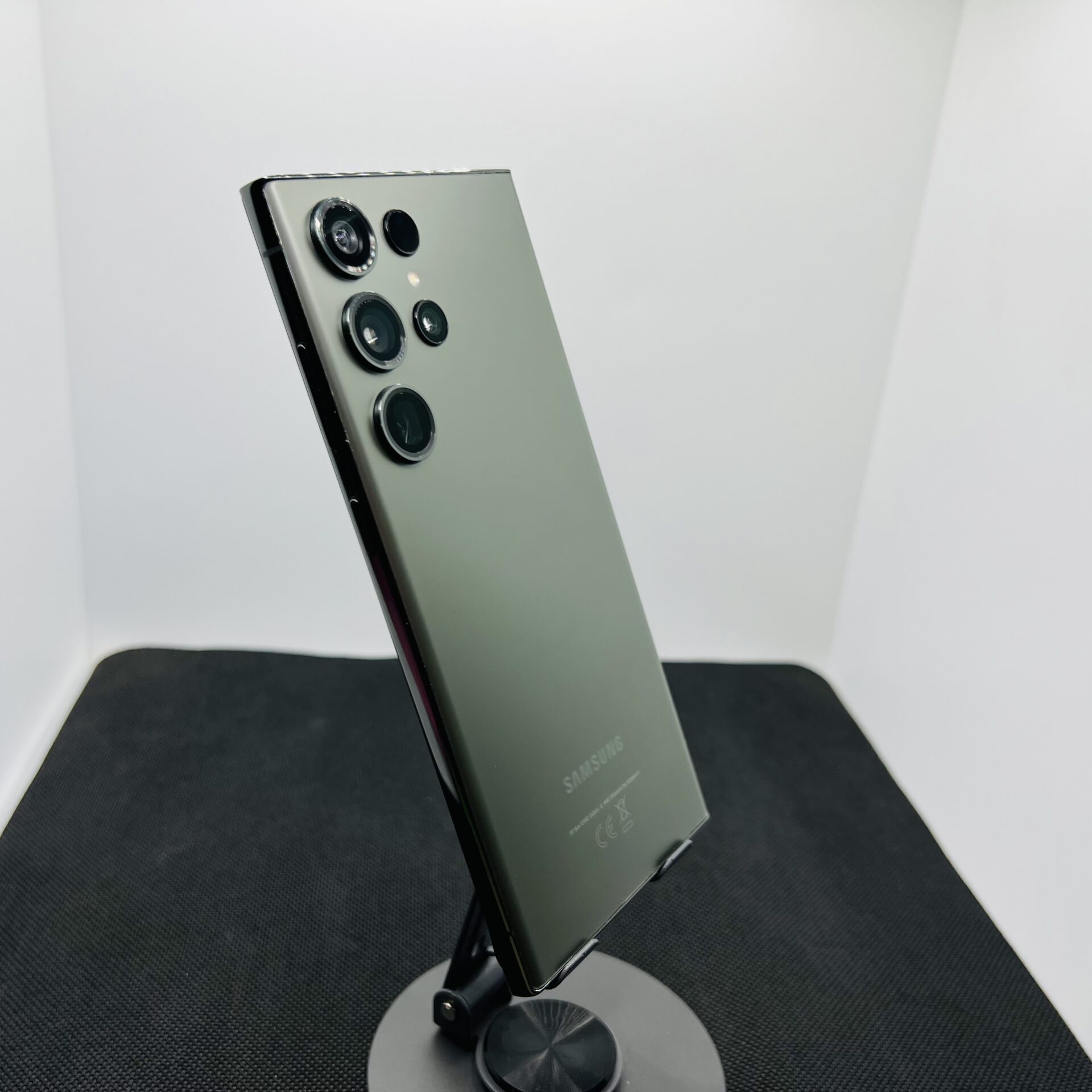 Samsung Galaxy S23 Ultra 256GB Green – (Grade B) - Image 8