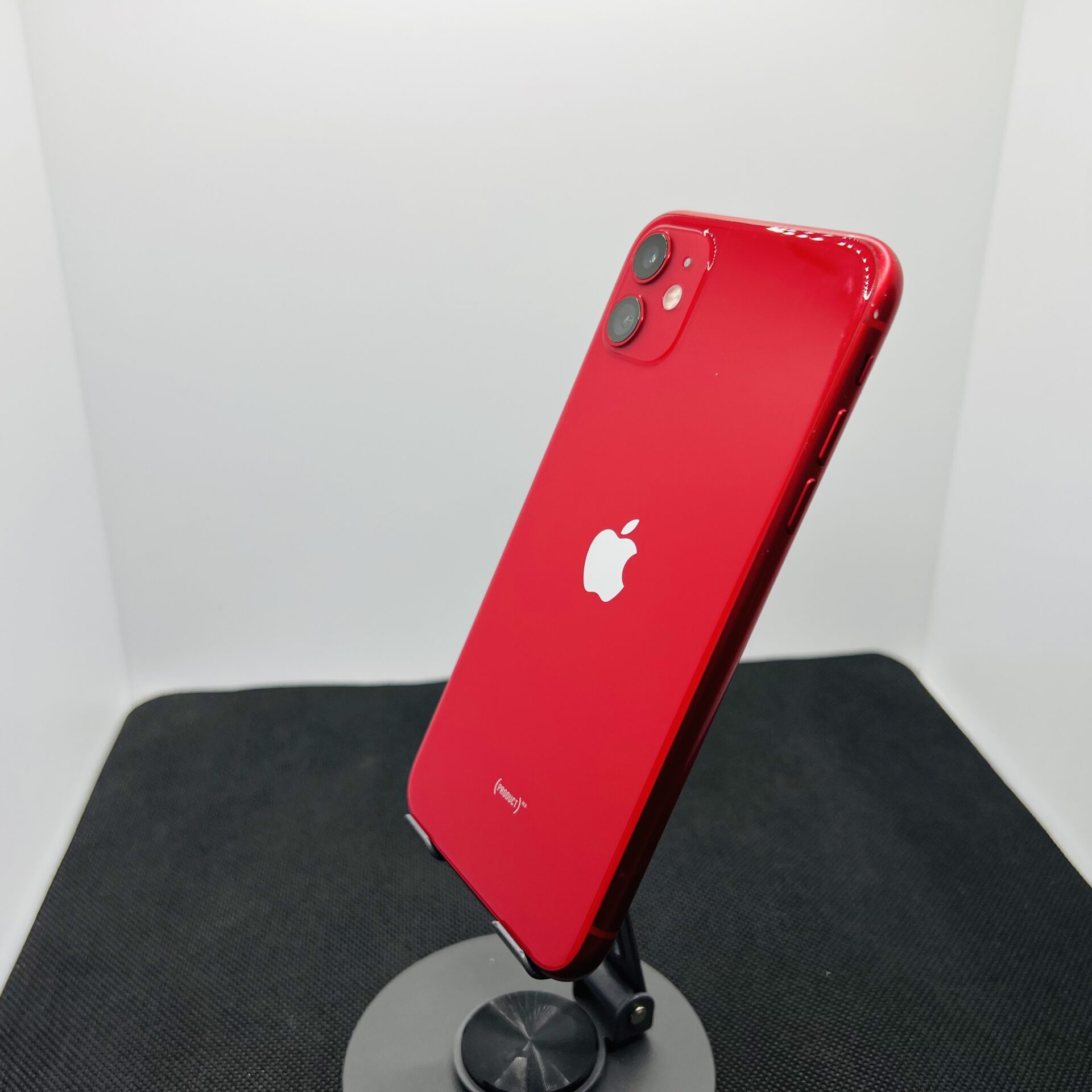 Apple iPhone 11 256GB Product Red (Grade B) - No Face ID And Minor Bright Spots - Image 8
