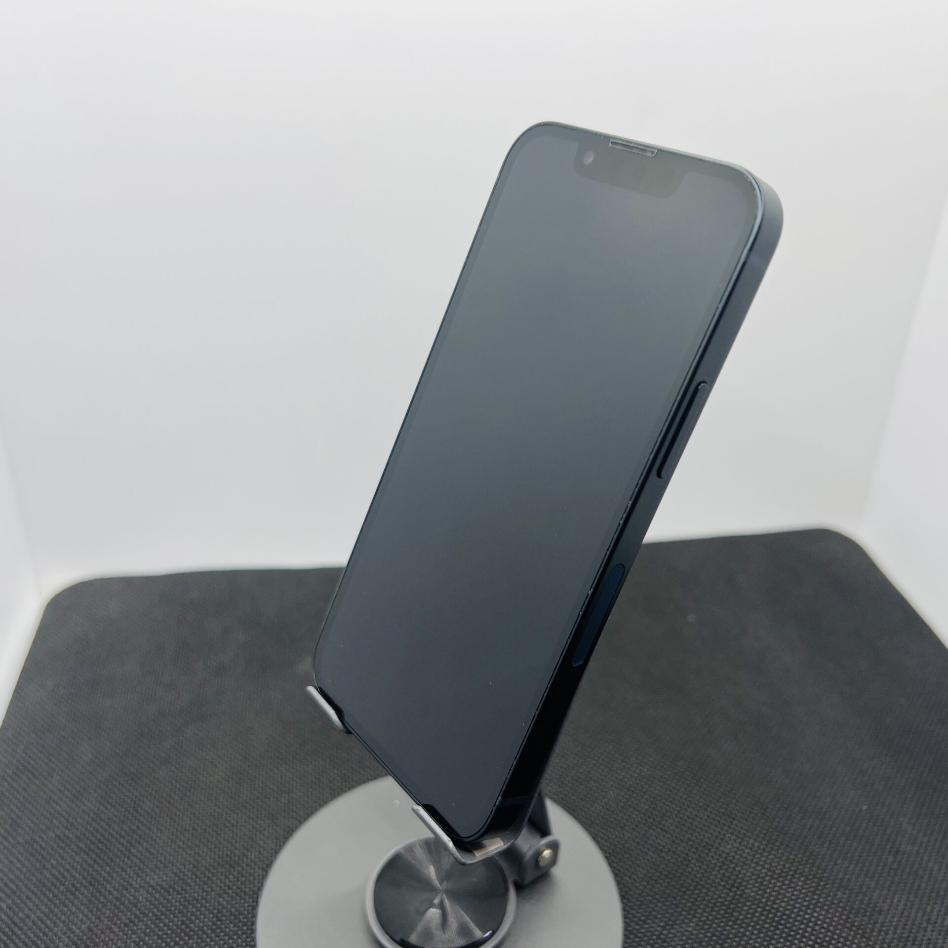 Apple iPhone 13 Mini 128GB Midnight – (Grade B) - Image 7