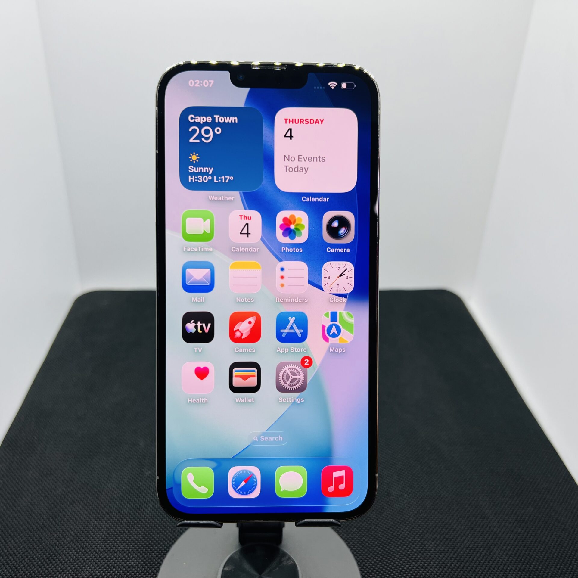 Apple iPhone 13 Pro Max 256GB Silver – (Grade B) - Image 2