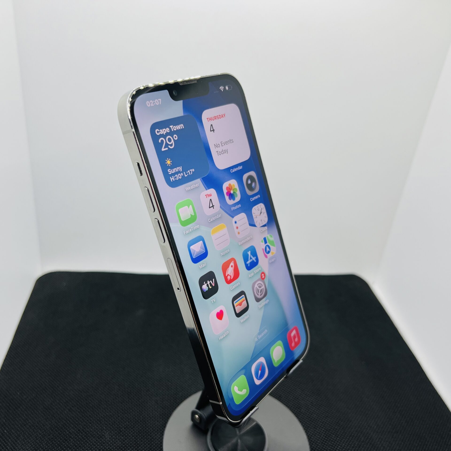 Apple iPhone 13 Pro Max 256GB Silver – (Grade B) - Image 3